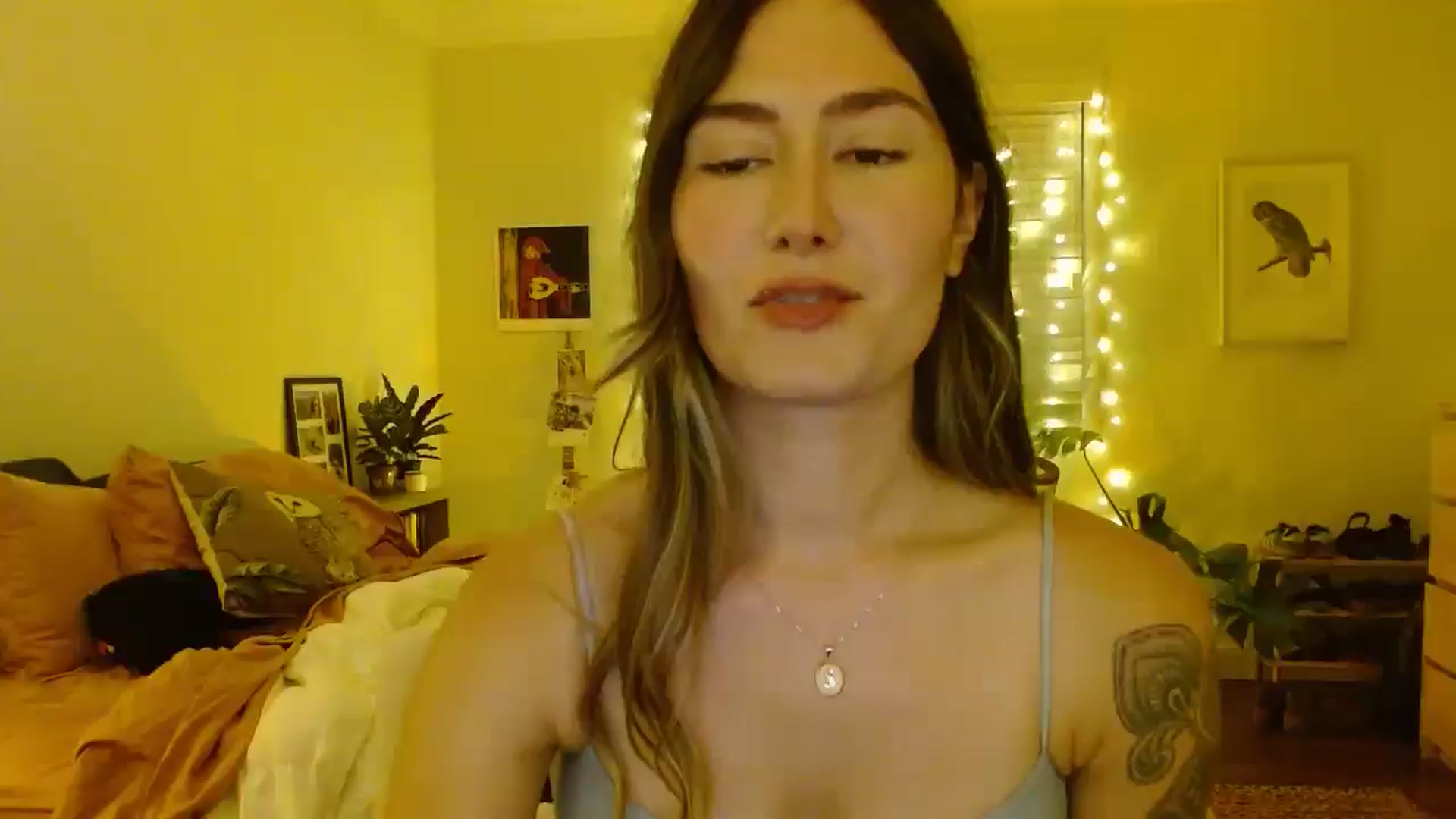 Gallery image thumbnail from honey28's myfreecams stream on, 08/12/2025, 03:42 image 2 of 20