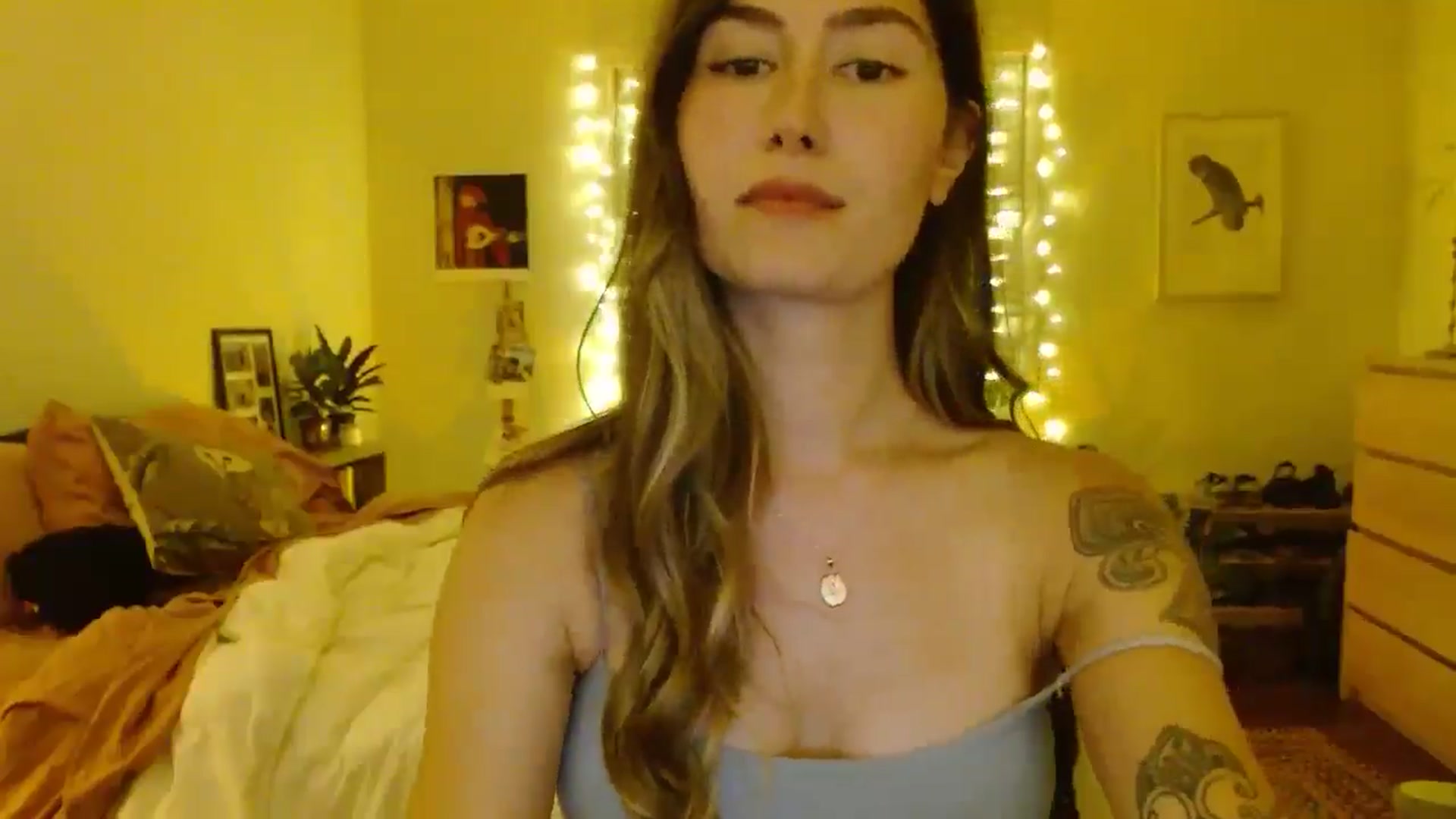 Gallery image thumbnail from honey28's myfreecams stream on, 08/12/2025, 03:42 image 11 of 20