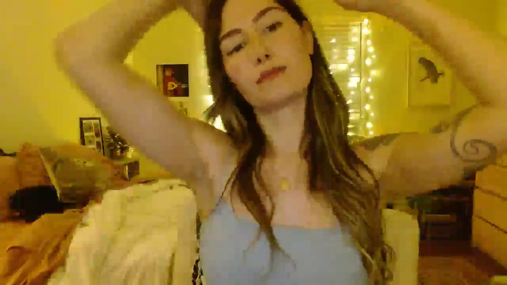 Gallery image thumbnail from honey28's myfreecams stream on, 08/12/2025, 03:42 image 7 of 20