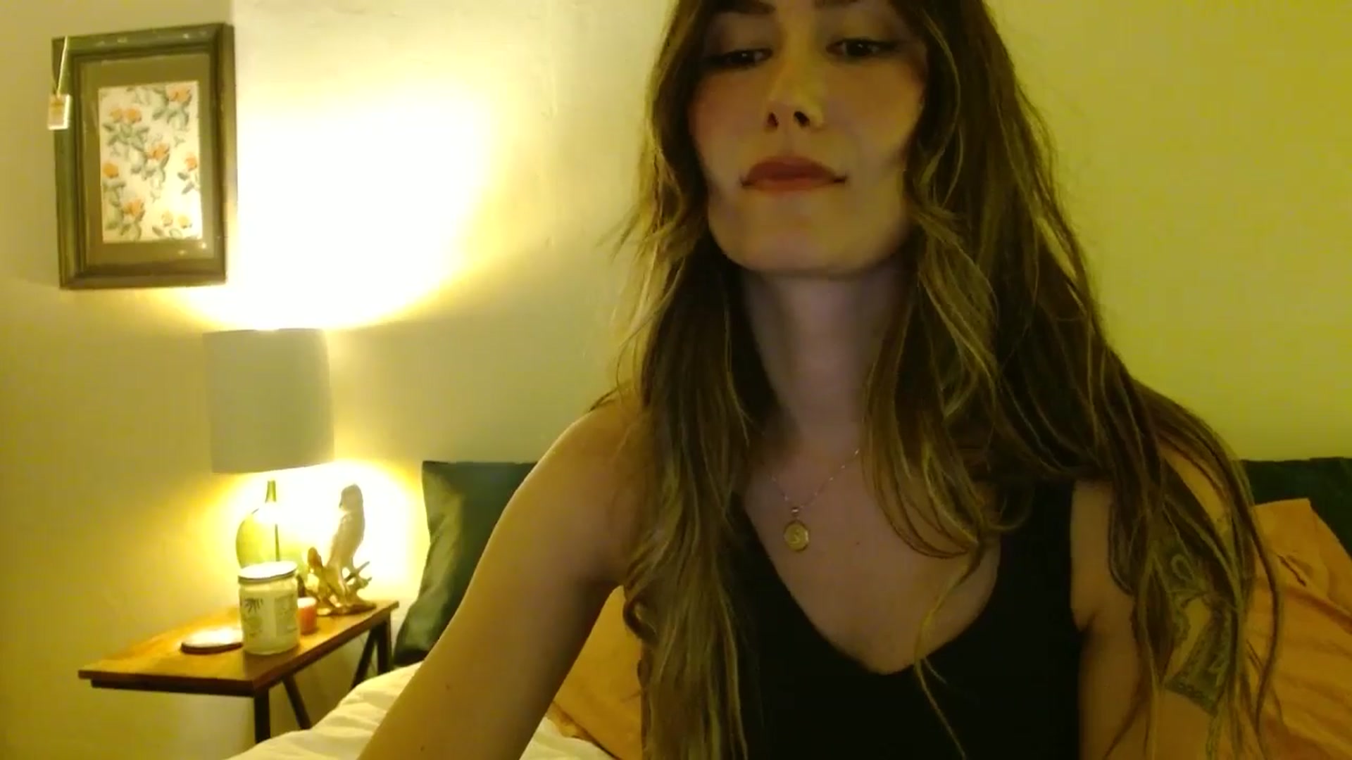 Gallery image thumbnail from honey28's myfreecams stream on, 08/15/2025, 03:33 image 7 of 20