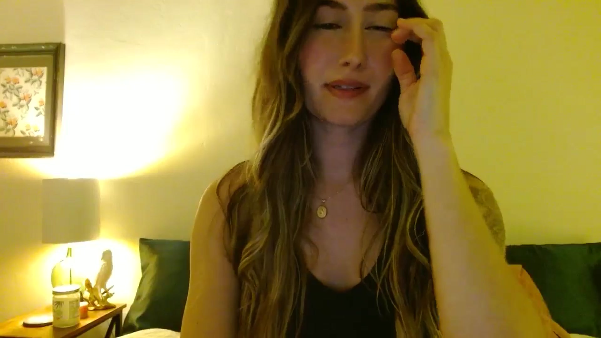 Gallery image thumbnail from honey28's myfreecams stream on, 08/15/2025, 03:33 image 14 of 20