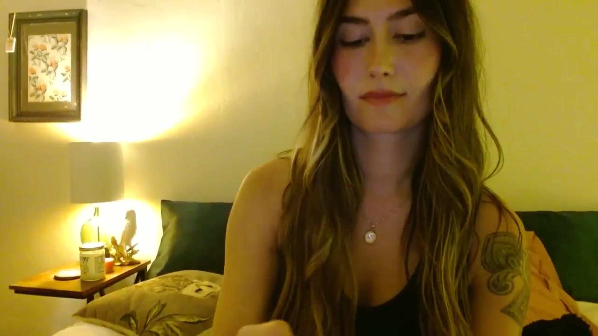 Gallery image thumbnail from honey28's myfreecams stream on, 08/15/2025, 03:47 image 8 of 20