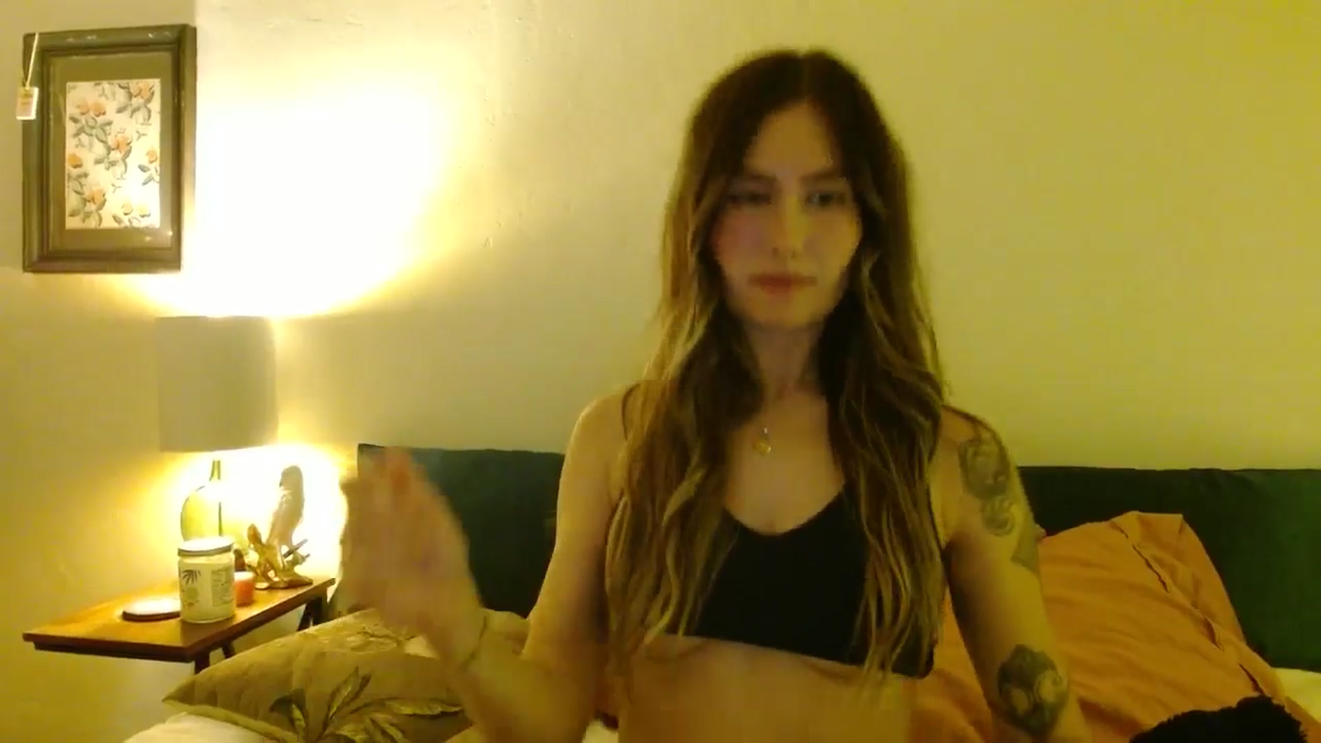 Gallery image thumbnail from honey28's myfreecams stream on, 08/15/2025, 03:47 image 6 of 20