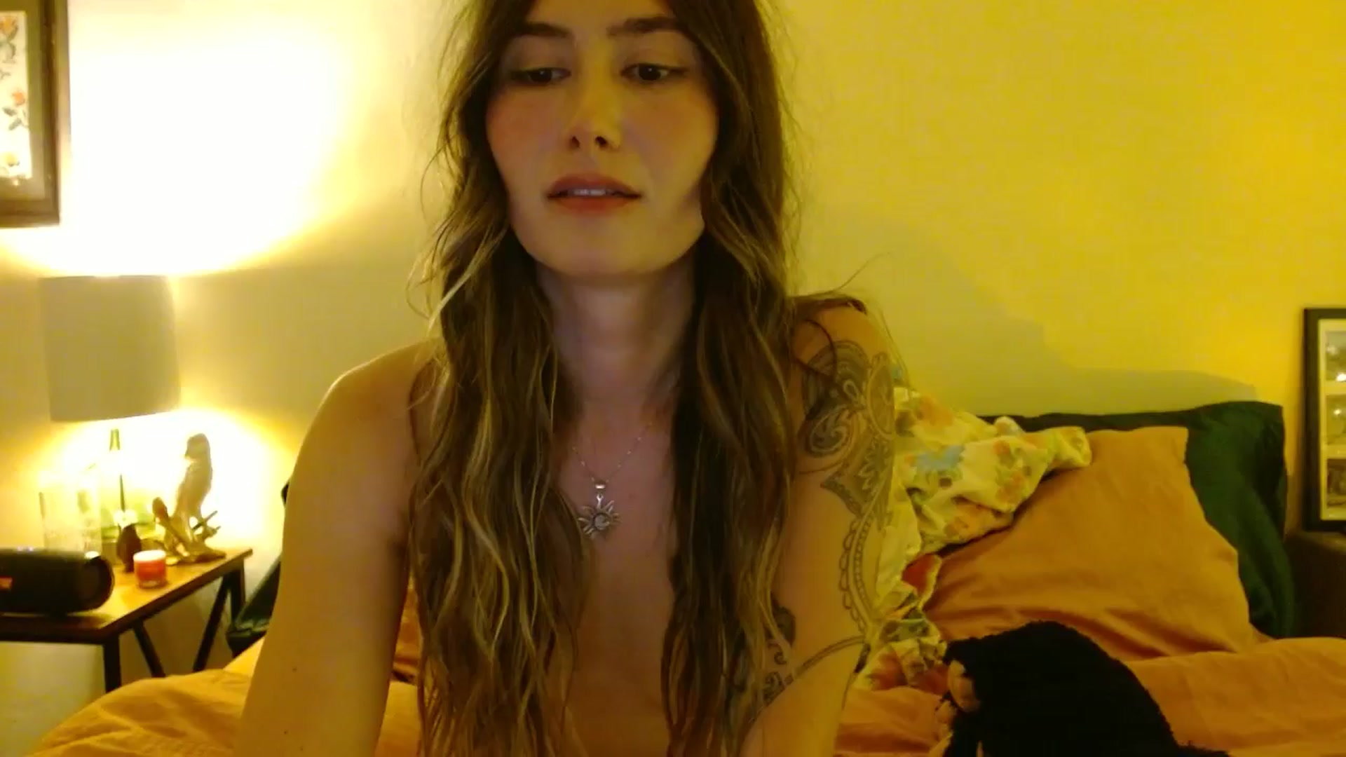 Gallery image thumbnail from honey28's myfreecams stream on, 09/04/2025, 04:26 image 16 of 20