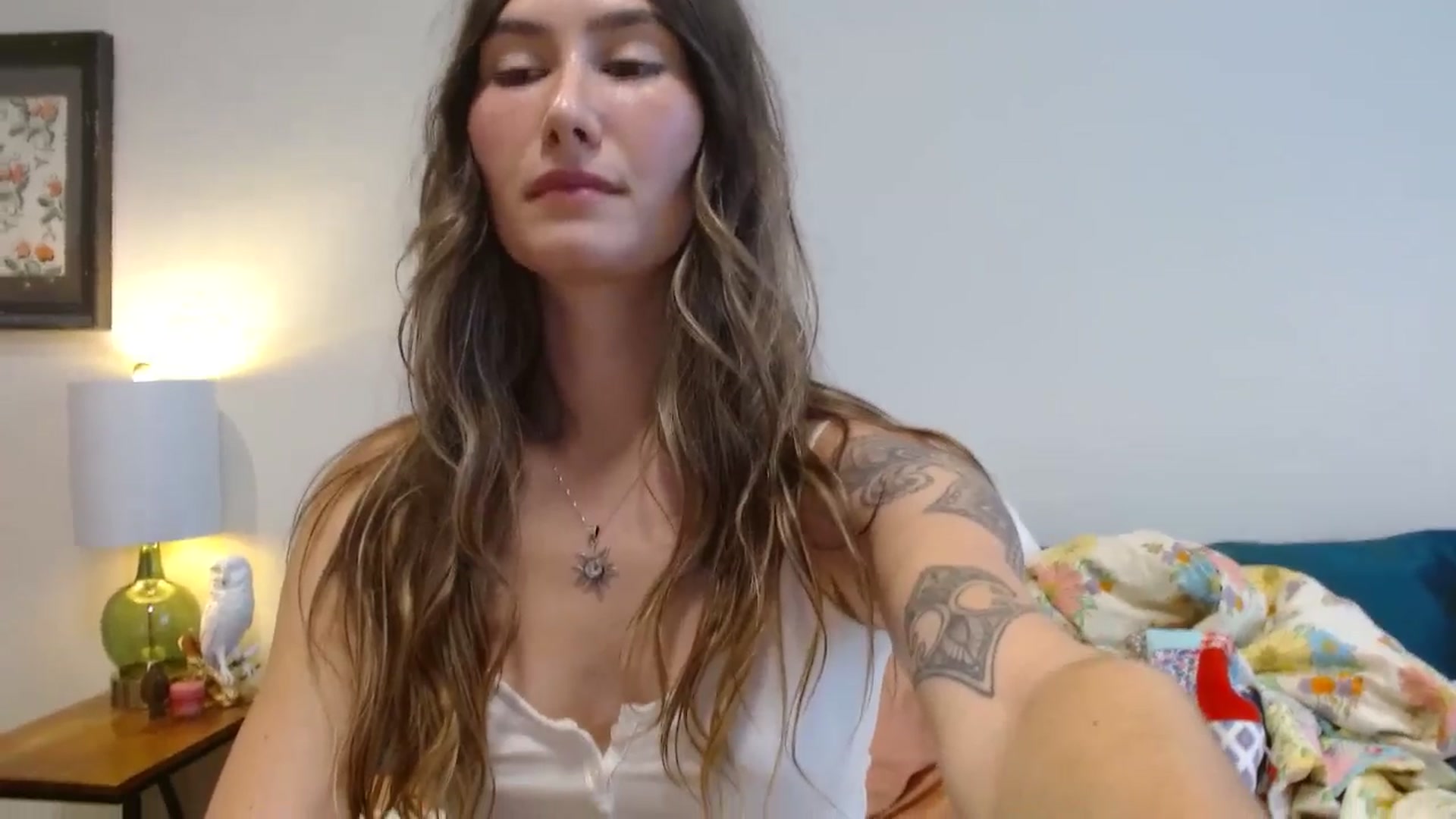 Gallery image thumbnail from honey28's myfreecams stream on, 09/04/2025, 20:38 image 10 of 20