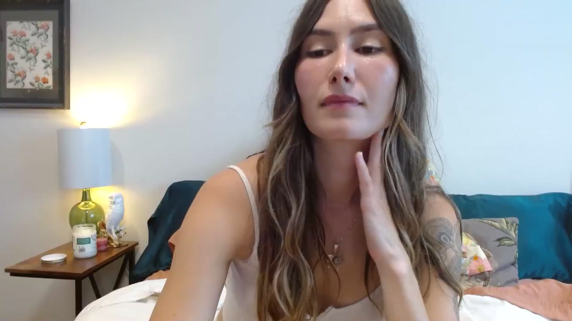 Gallery image thumbnail from honey28's myfreecams stream on, 09/04/2025, 22:08 image 1 of 20