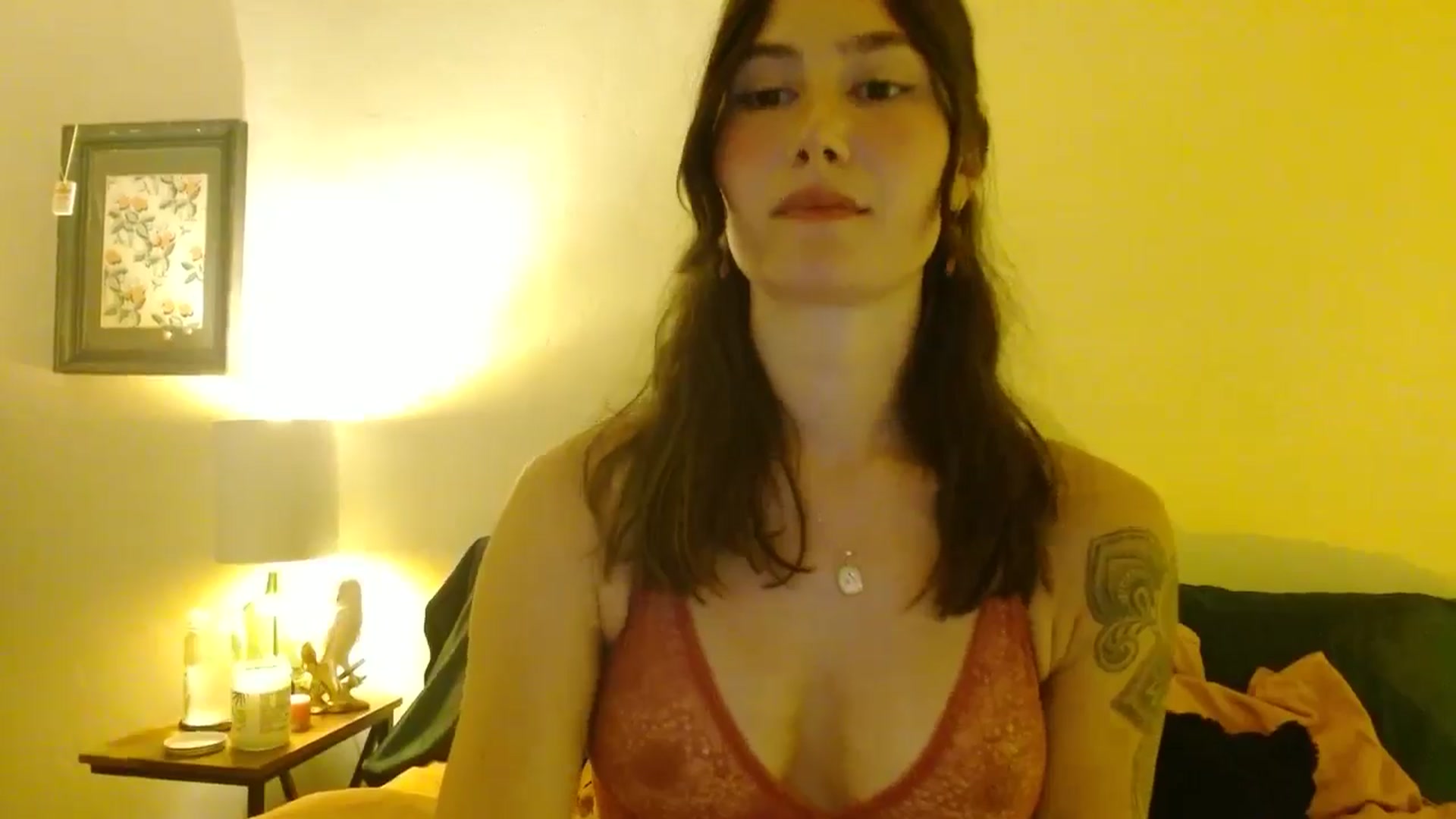 Gallery image thumbnail from honey28's myfreecams stream on, 09/26/2025, 04:54 image 8 of 20