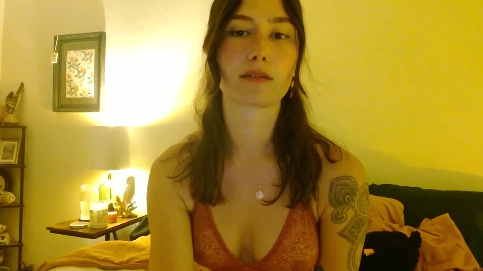 Gallery image thumbnail from honey28's myfreecams stream on, 09/26/2025, 04:54 image 18 of 20