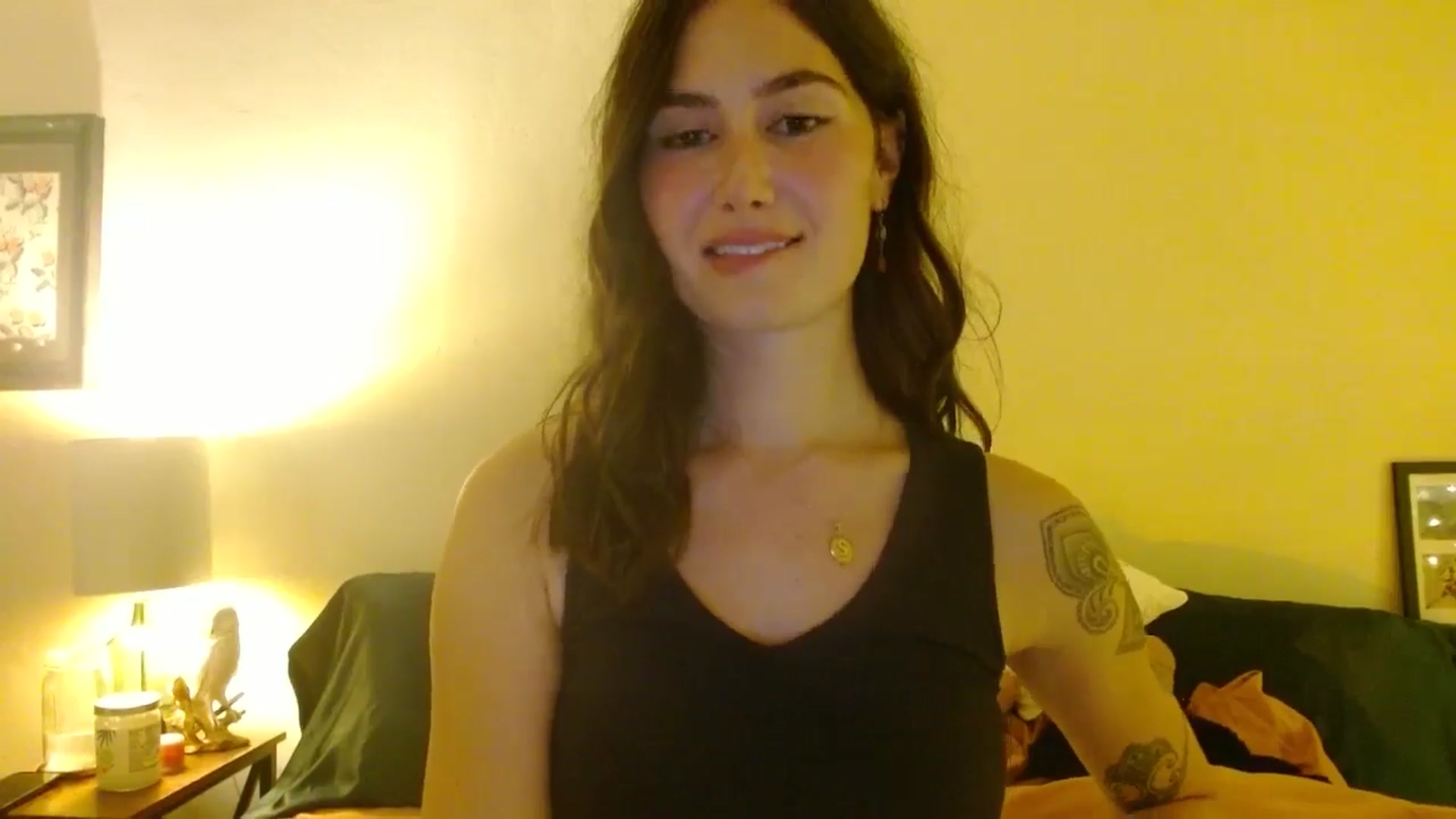 Gallery image thumbnail from honey28's myfreecams stream on, 10/02/2025, 04:05 image 10 of 20