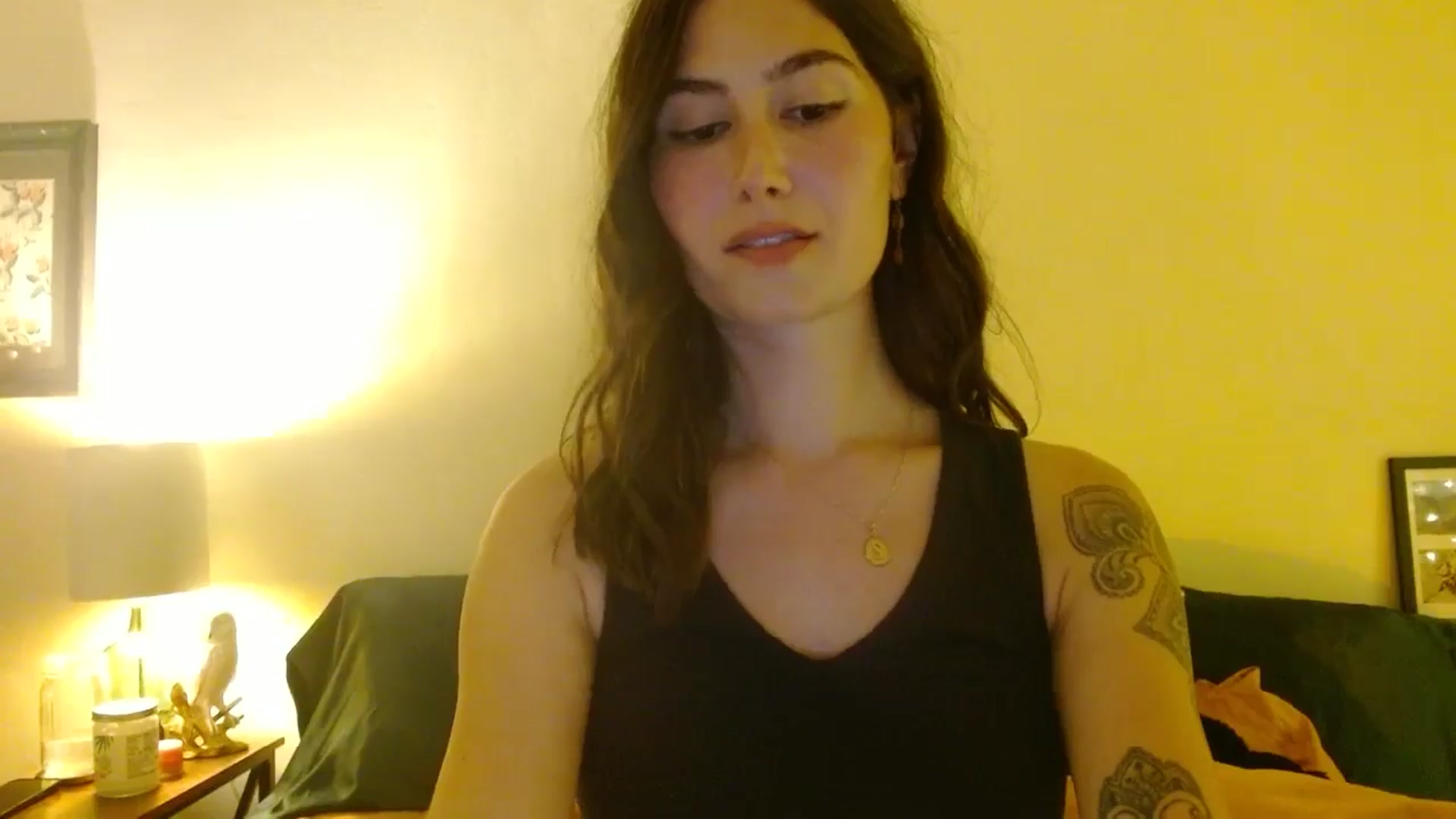 Gallery image thumbnail from honey28's myfreecams stream on, 10/02/2025, 04:05 image 11 of 20