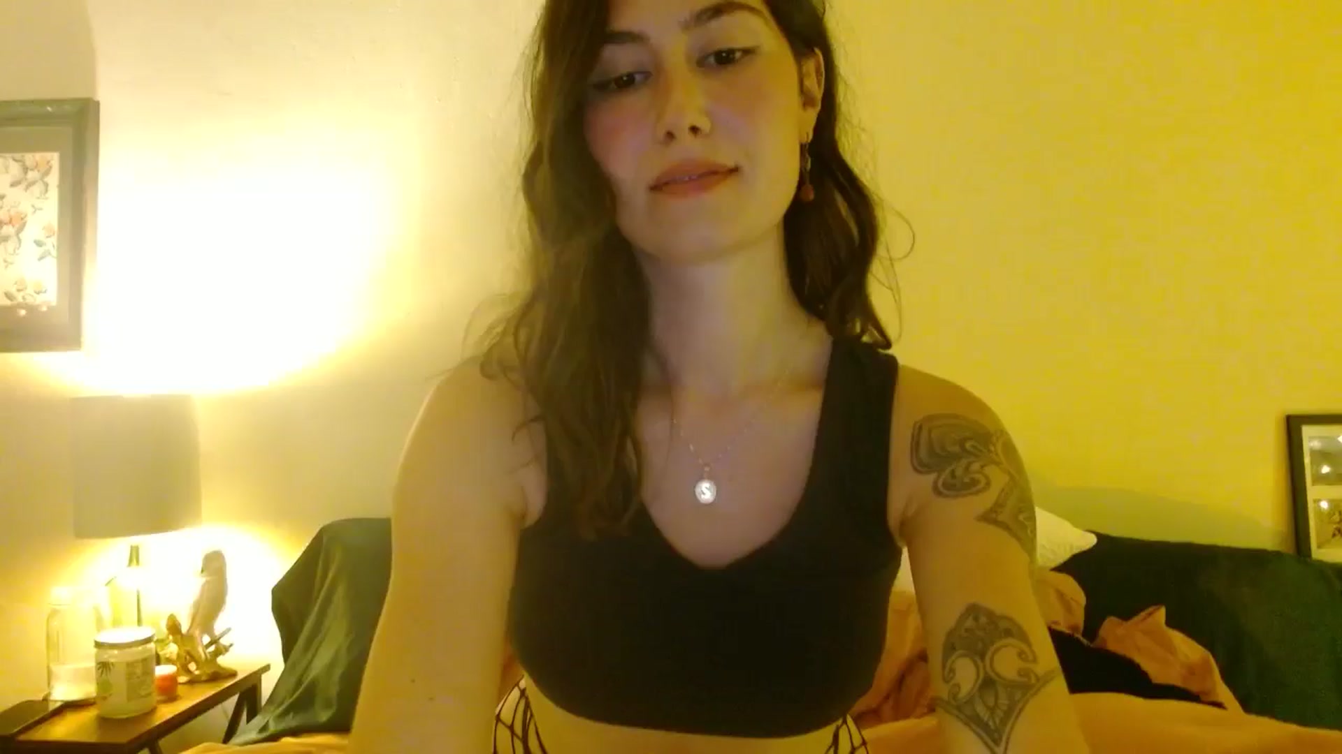 Gallery image thumbnail from honey28's myfreecams stream on, 10/02/2025, 04:05 image 9 of 20
