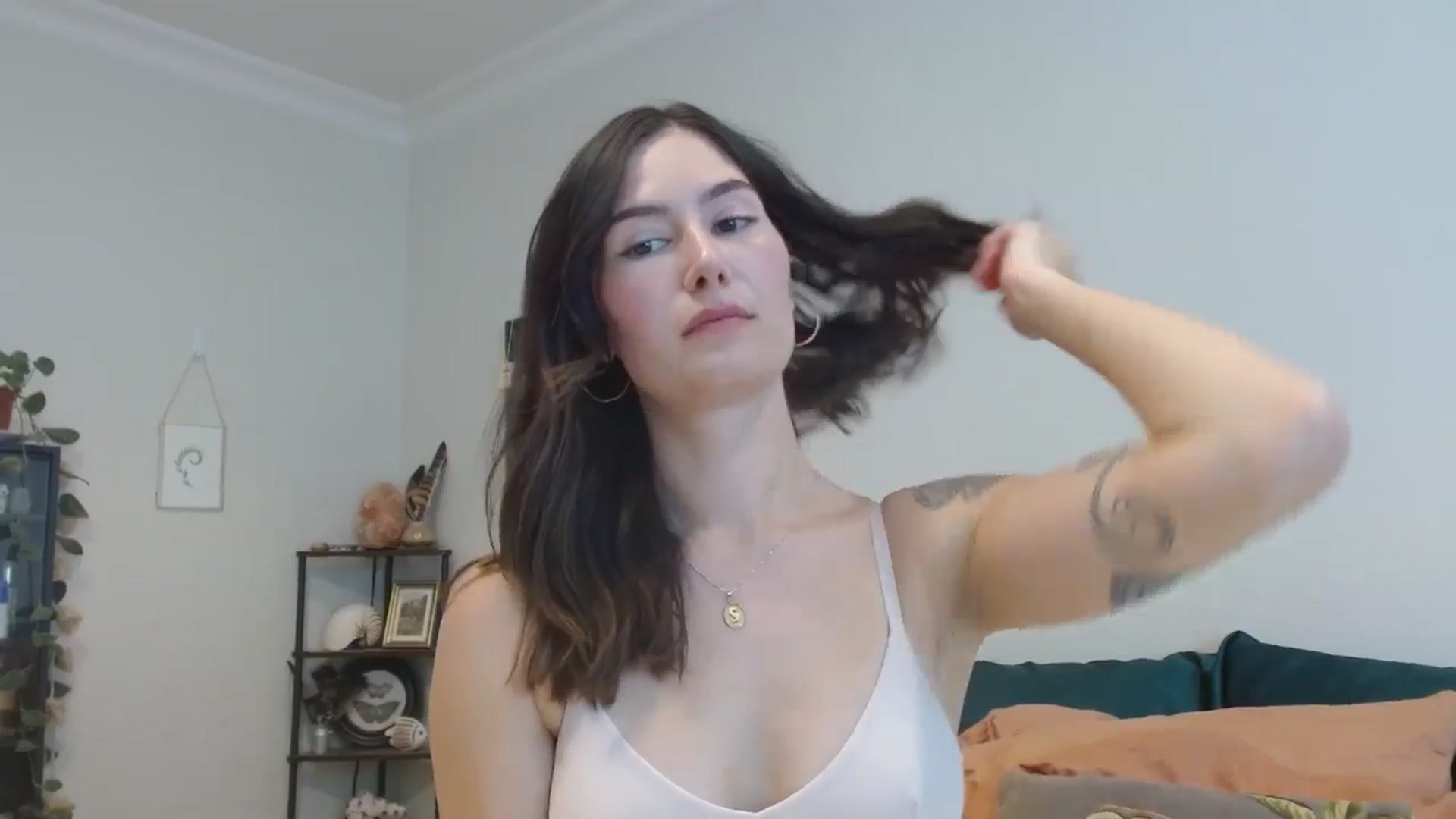 Gallery image thumbnail from honey28's myfreecams stream on, 10/07/2025, 21:30 image 4 of 20