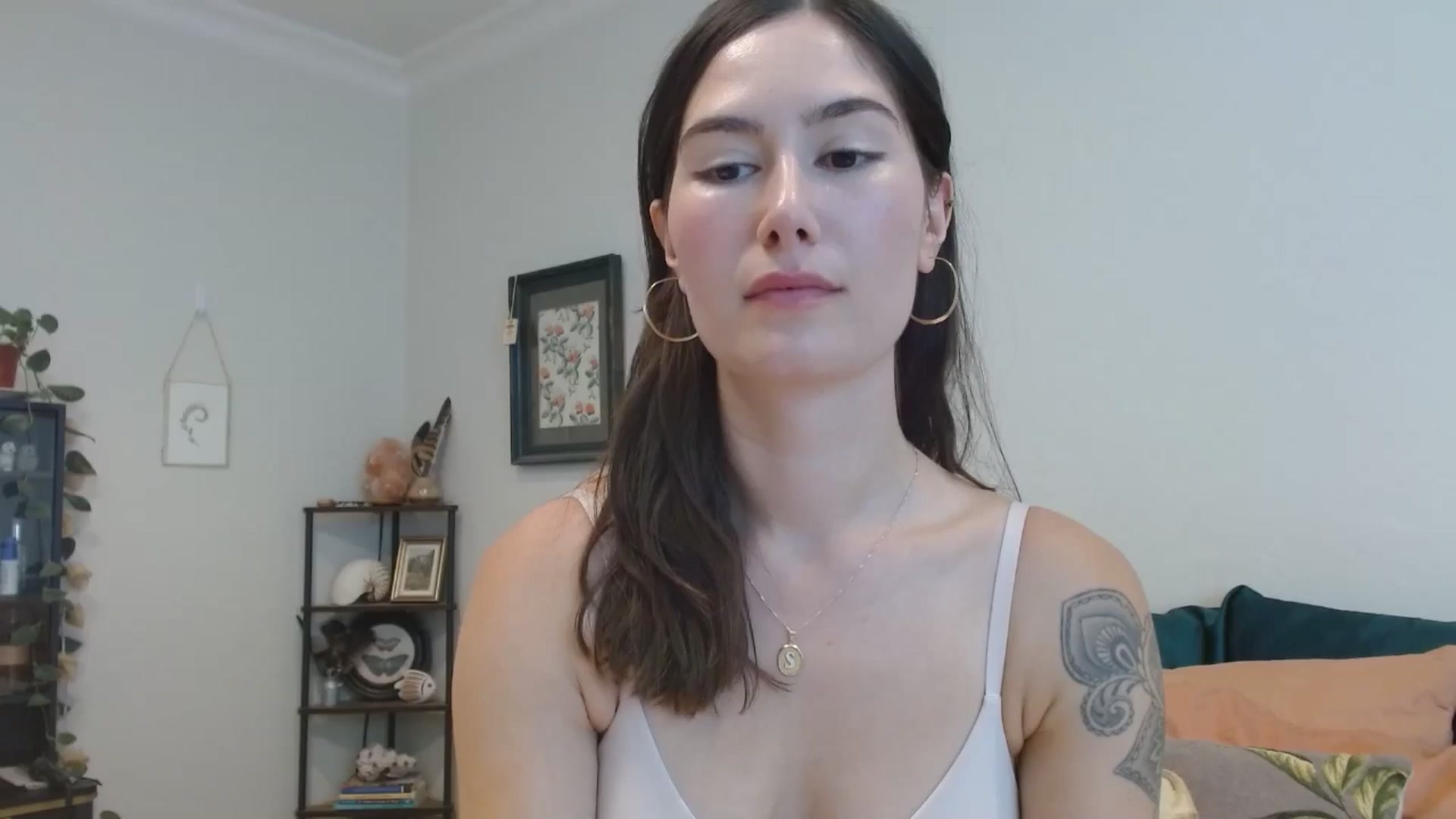 Gallery image thumbnail from honey28's myfreecams stream on, 10/07/2025, 21:30 image 1 of 20