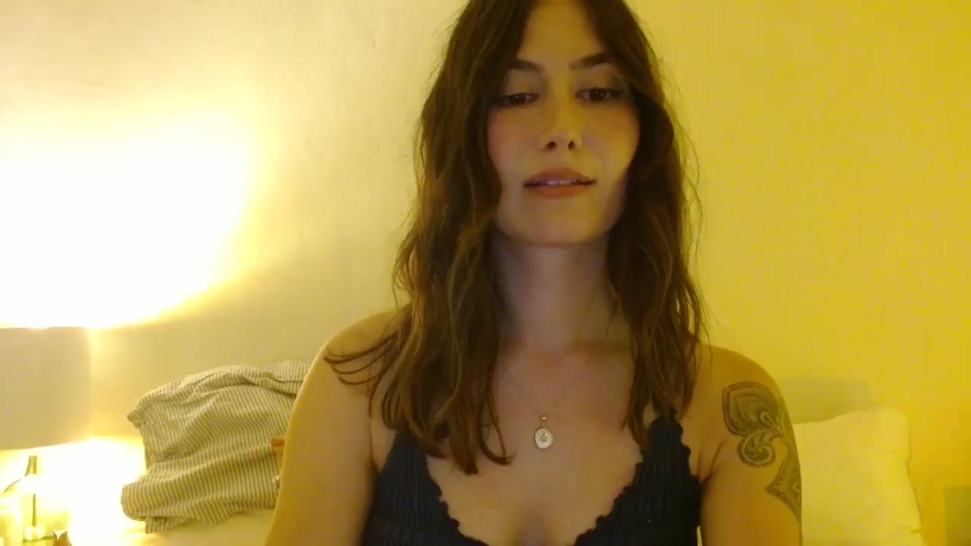 Gallery image thumbnail from honey28's myfreecams stream on, 10/14/2025, 04:35 image 15 of 20
