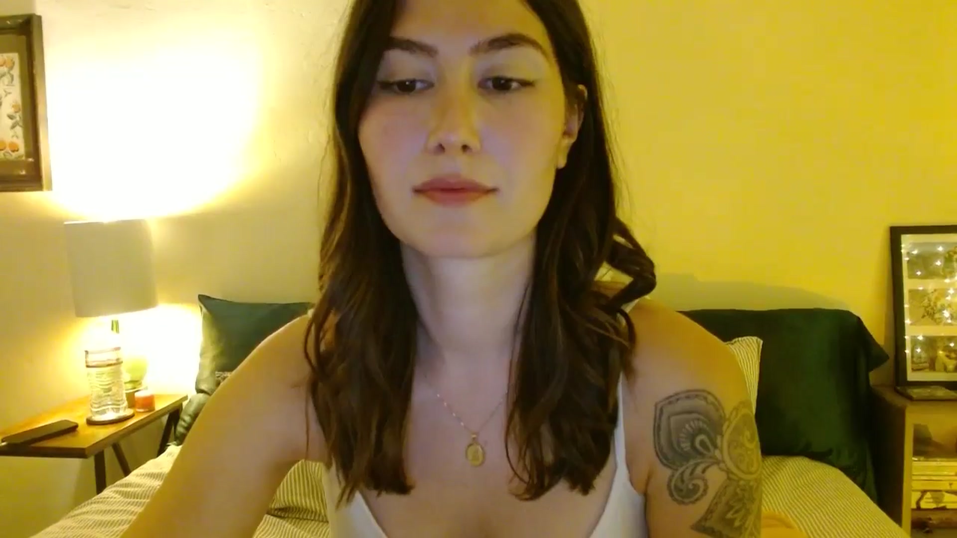 Gallery image thumbnail from honey28's myfreecams stream on, 10/27/2025, 03:29 image 10 of 20