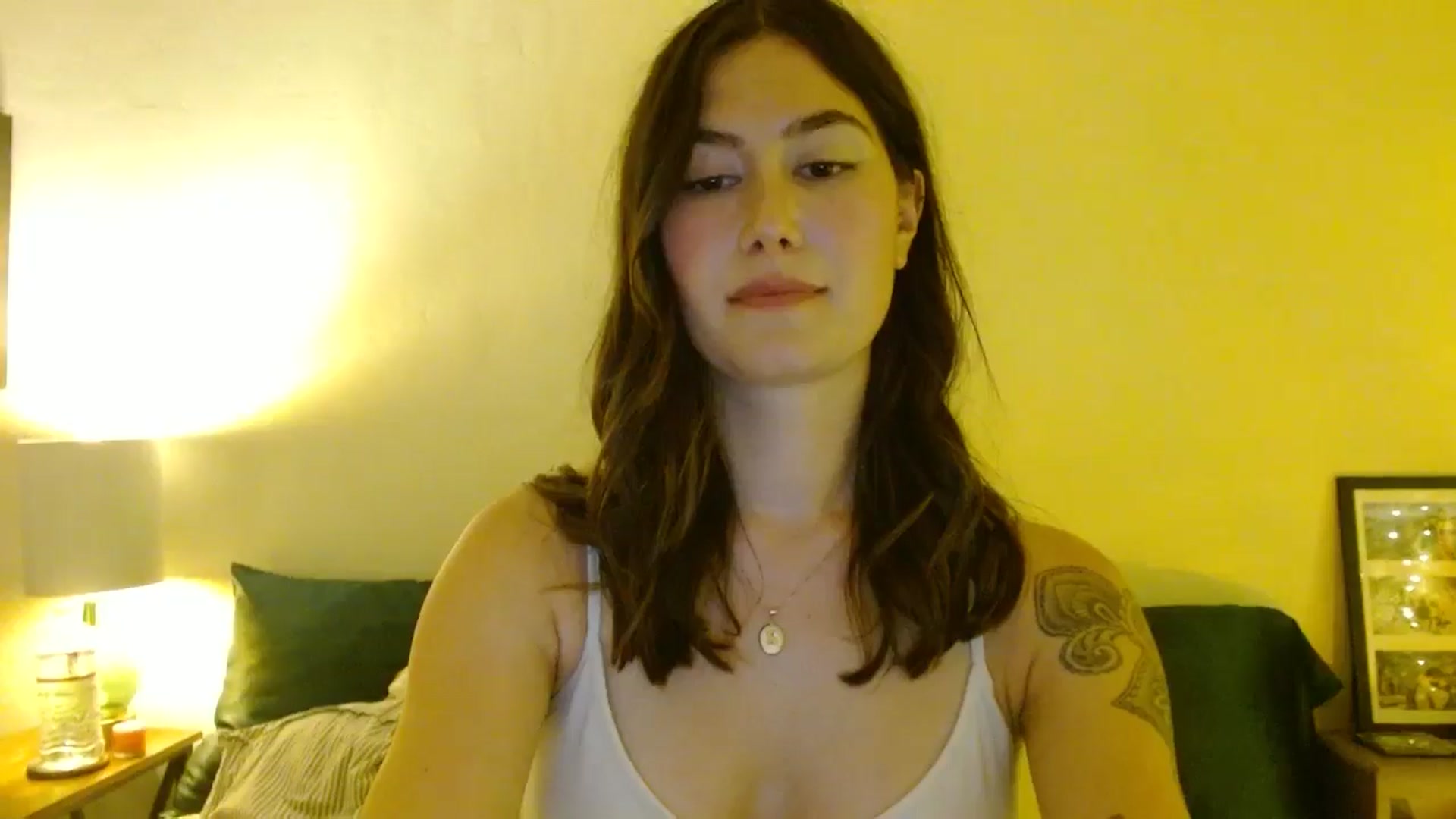 Gallery image thumbnail from honey28's myfreecams stream on, 10/27/2025, 03:29 image 15 of 20