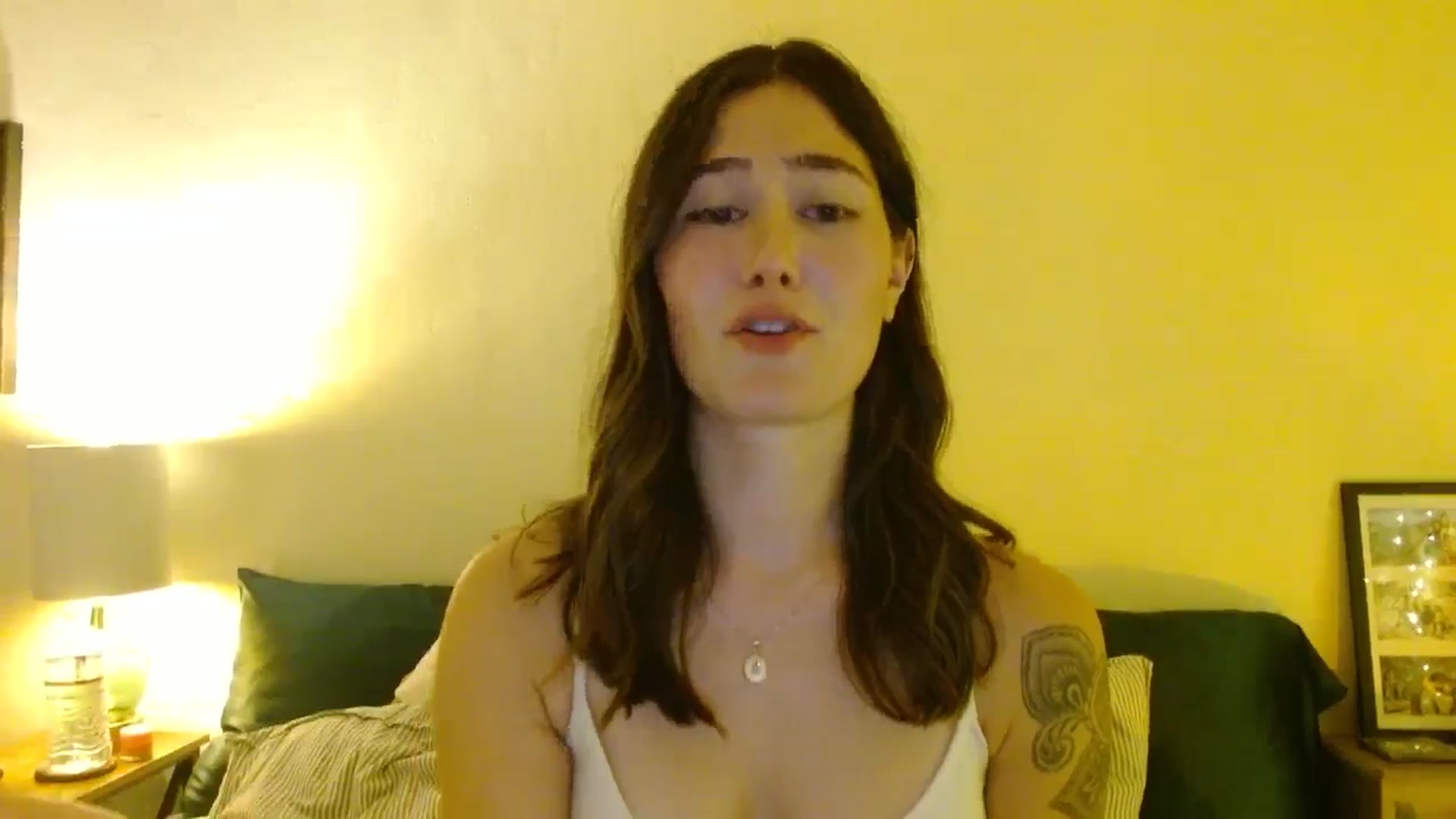Gallery image thumbnail from honey28's myfreecams stream on, 10/27/2025, 03:29 image 16 of 20