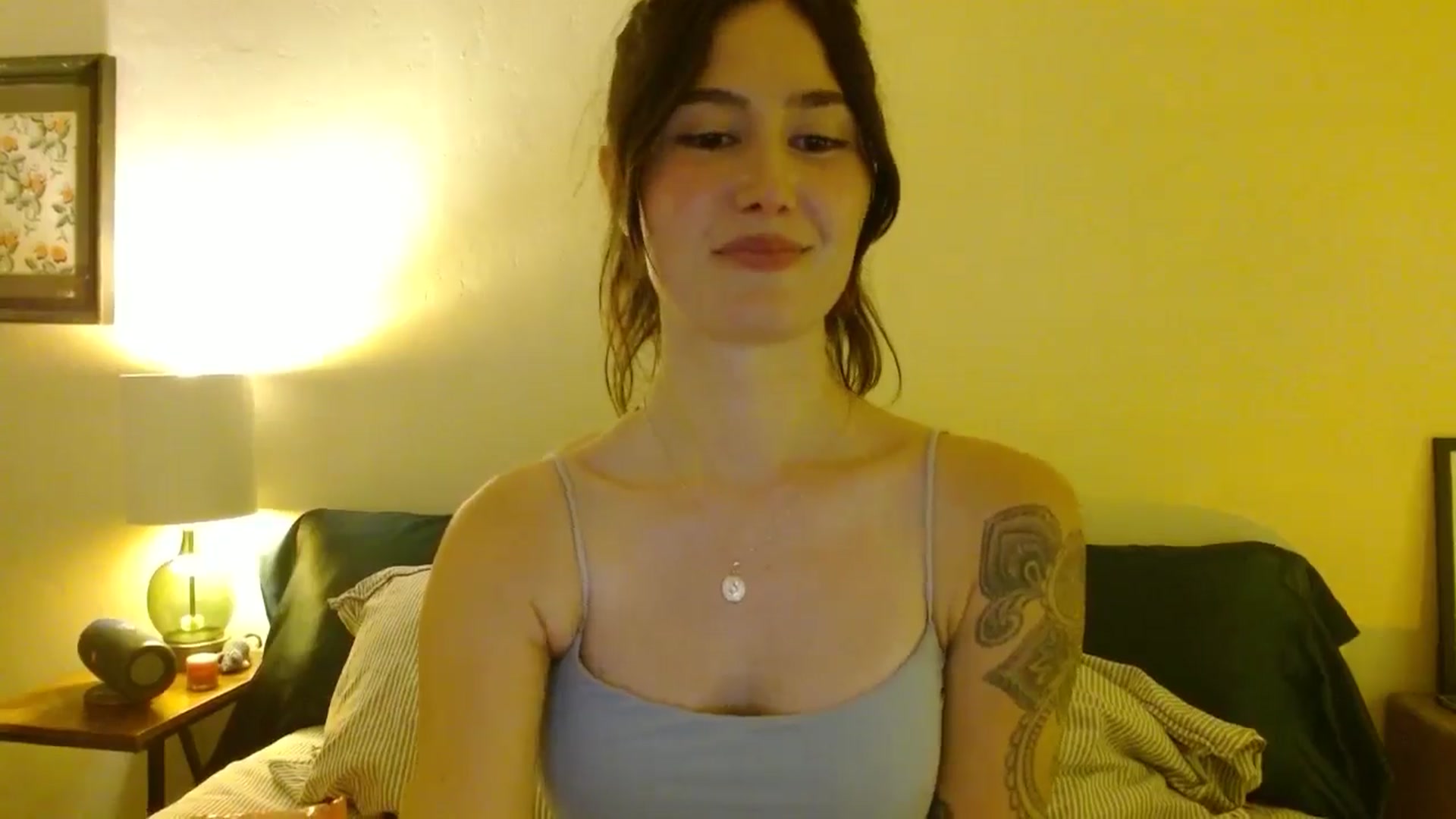 Gallery image thumbnail from honey28's myfreecams stream on, 11/01/2025, 04:15 image 4 of 20