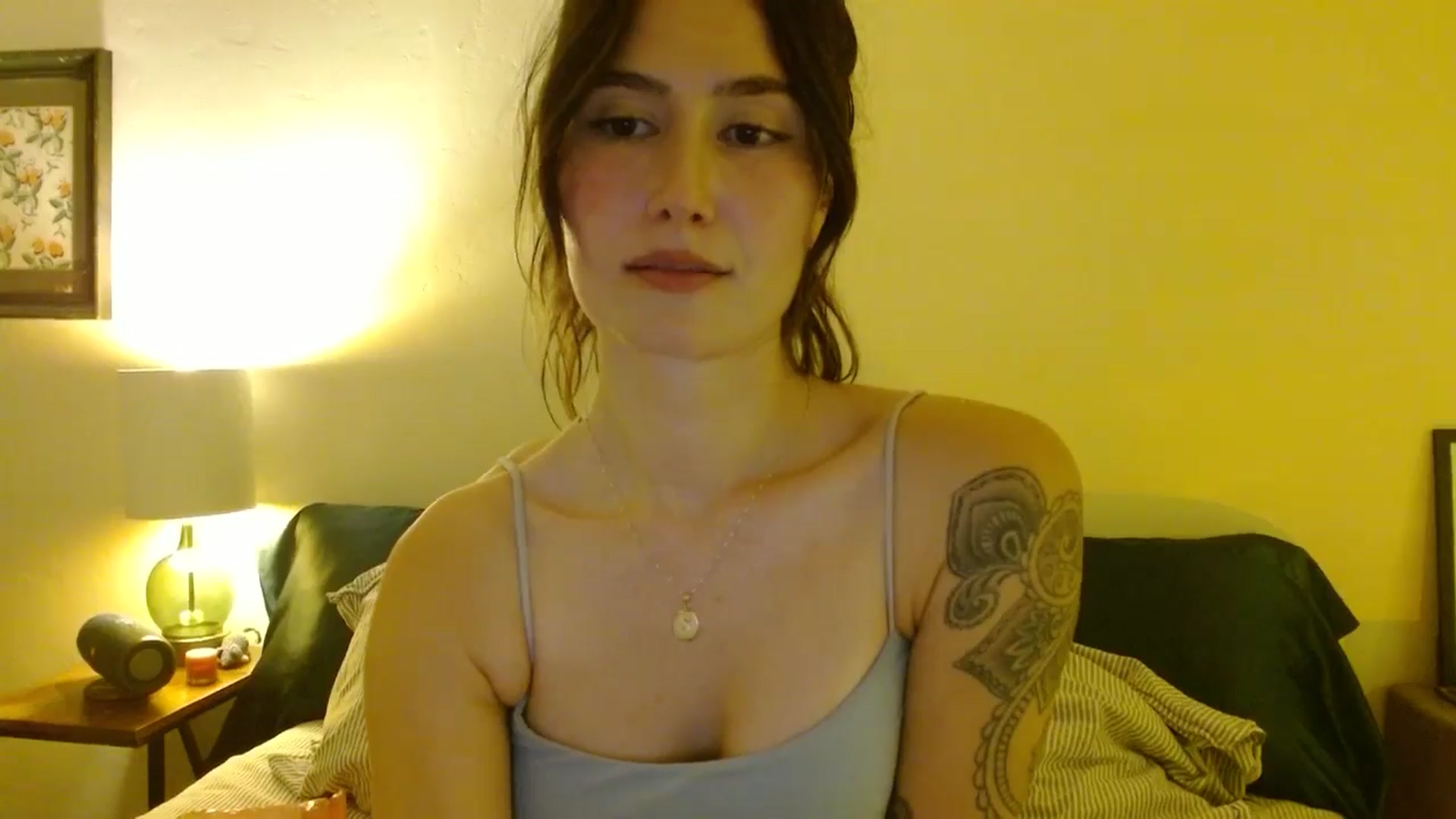 Gallery image thumbnail from honey28's myfreecams stream on, 11/01/2025, 04:15 image 8 of 20