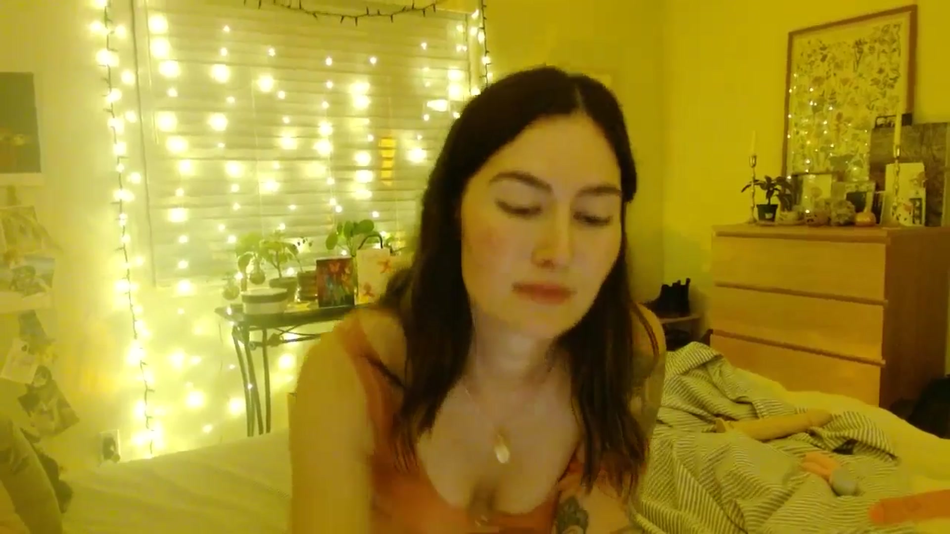 Gallery image thumbnail from honey28's myfreecams stream on, 11/06/2025, 05:28 image 7 of 20