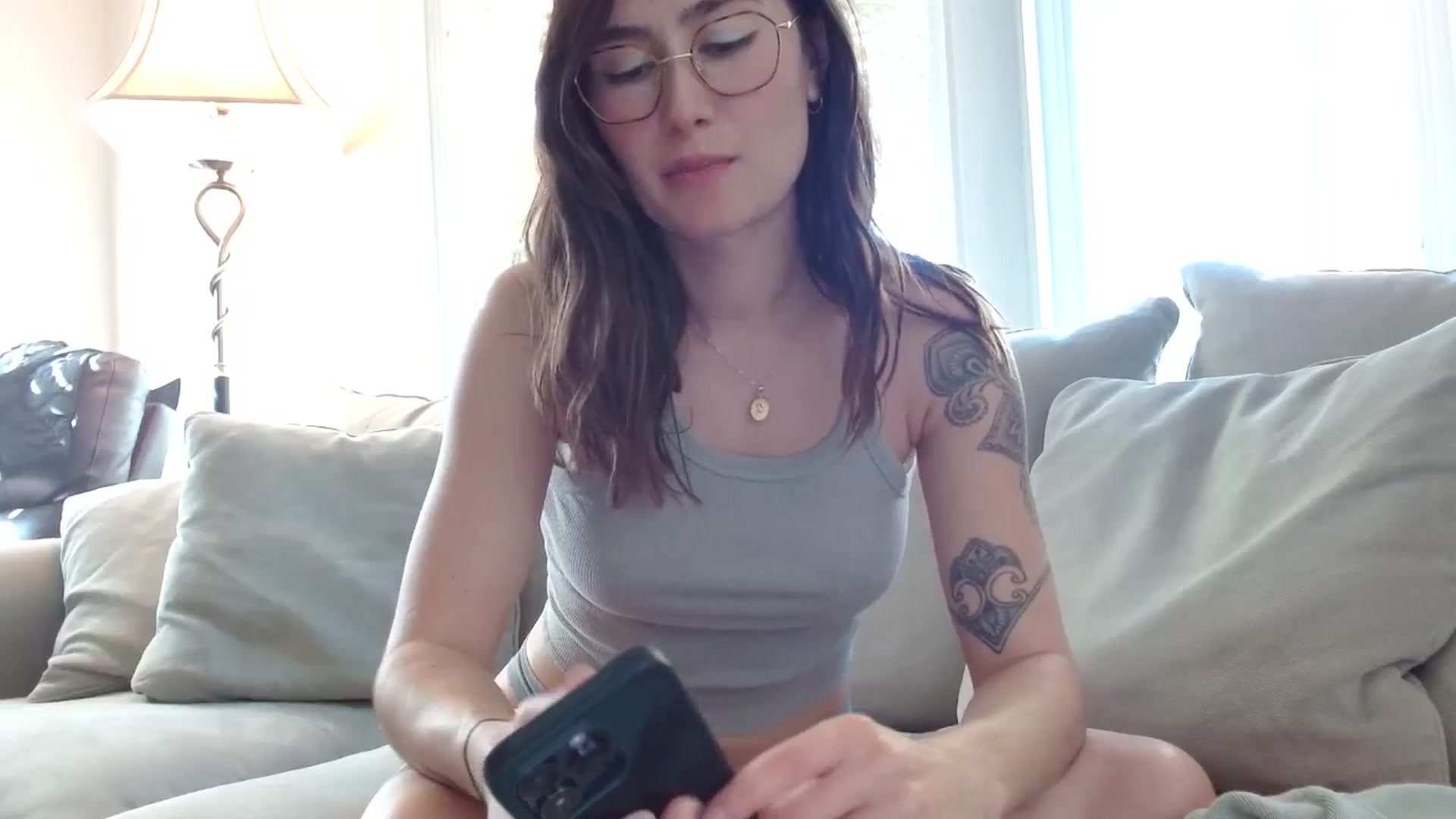 Gallery image thumbnail from honey28's myfreecams stream on, 11/06/2025, 21:48 image 6 of 20