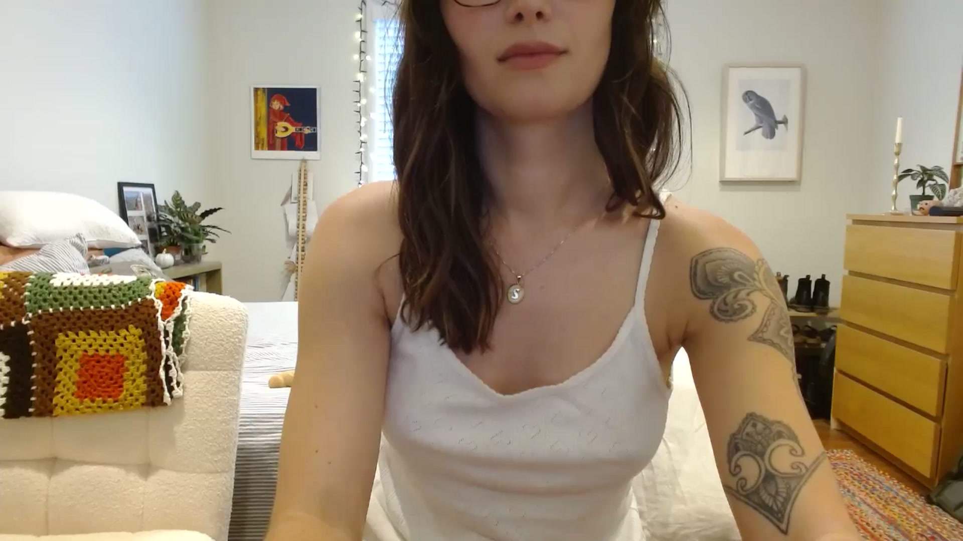 Gallery image thumbnail from honey28's myfreecams stream on, 11/16/2025, 20:53 image 18 of 20