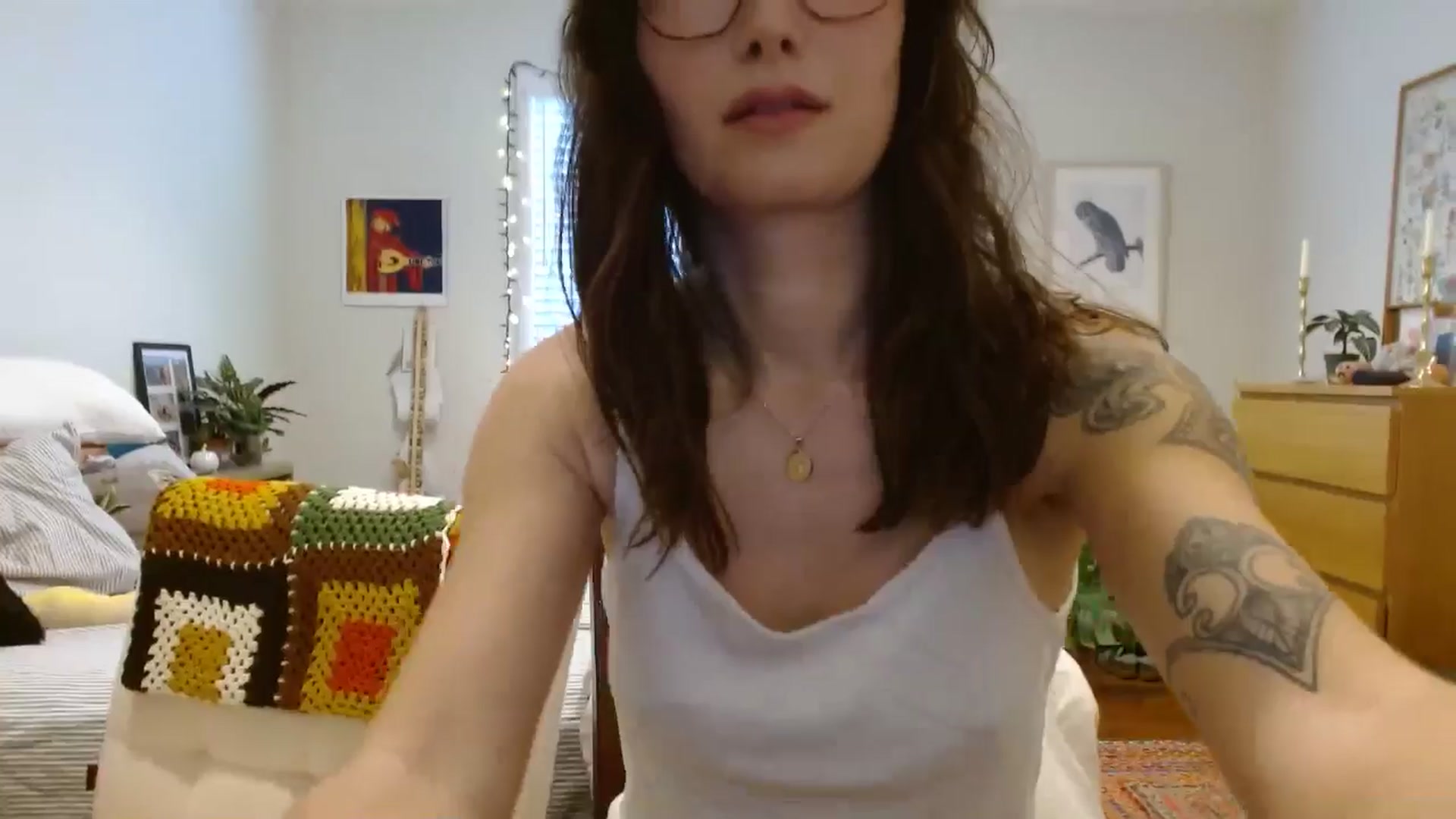Gallery image thumbnail from honey28's myfreecams stream on, 11/16/2025, 20:53 image 5 of 20