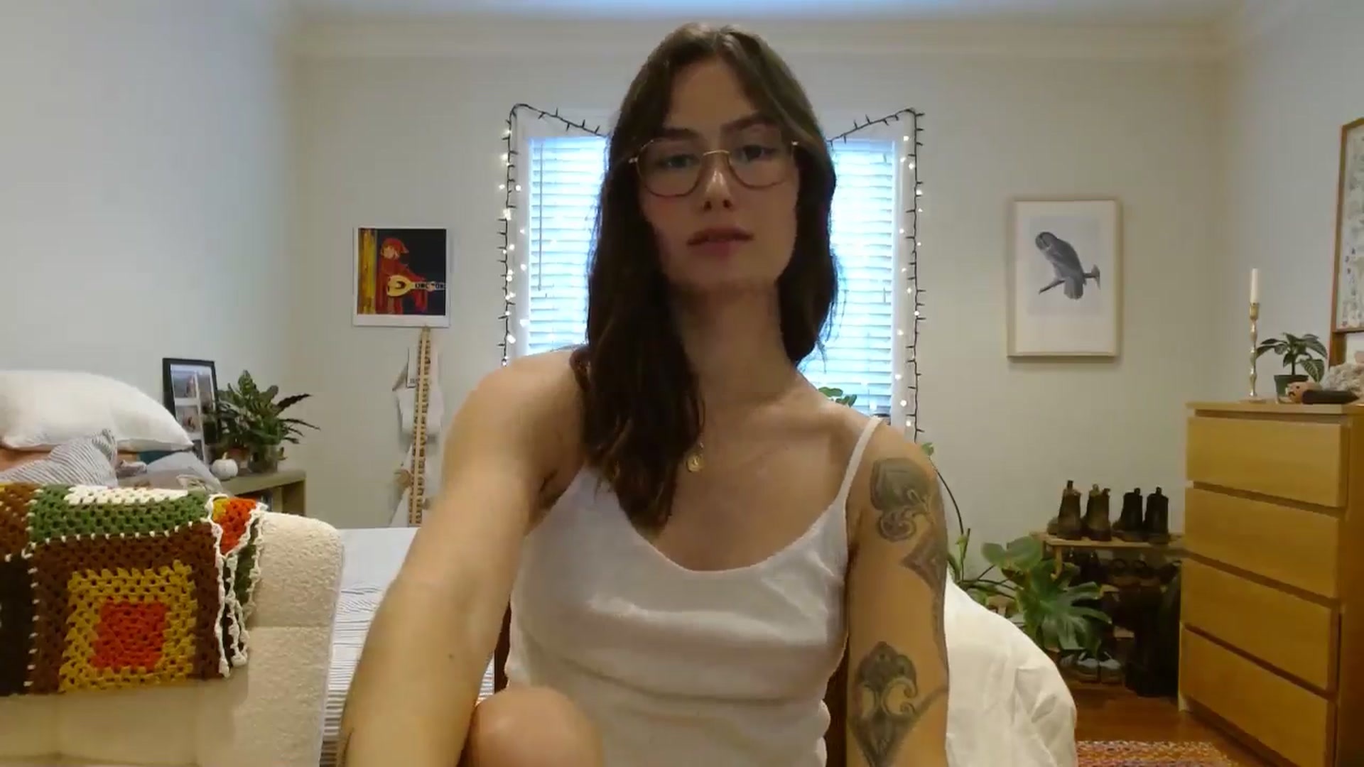 Gallery image thumbnail from honey28's myfreecams stream on, 11/16/2025, 20:53 image 20 of 20