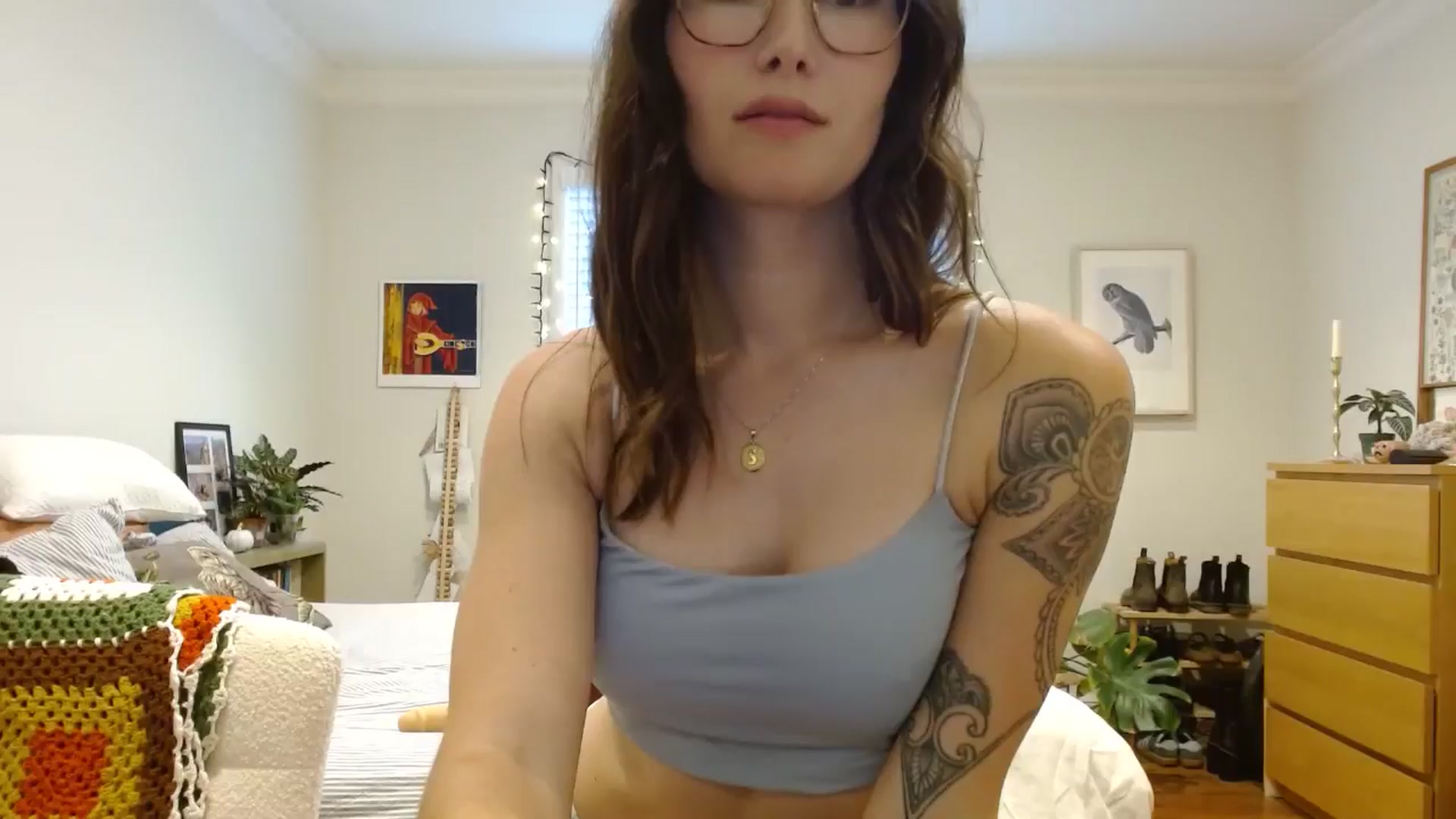 Gallery image thumbnail from honey28's myfreecams stream on, 11/16/2025, 22:26 image 1 of 20