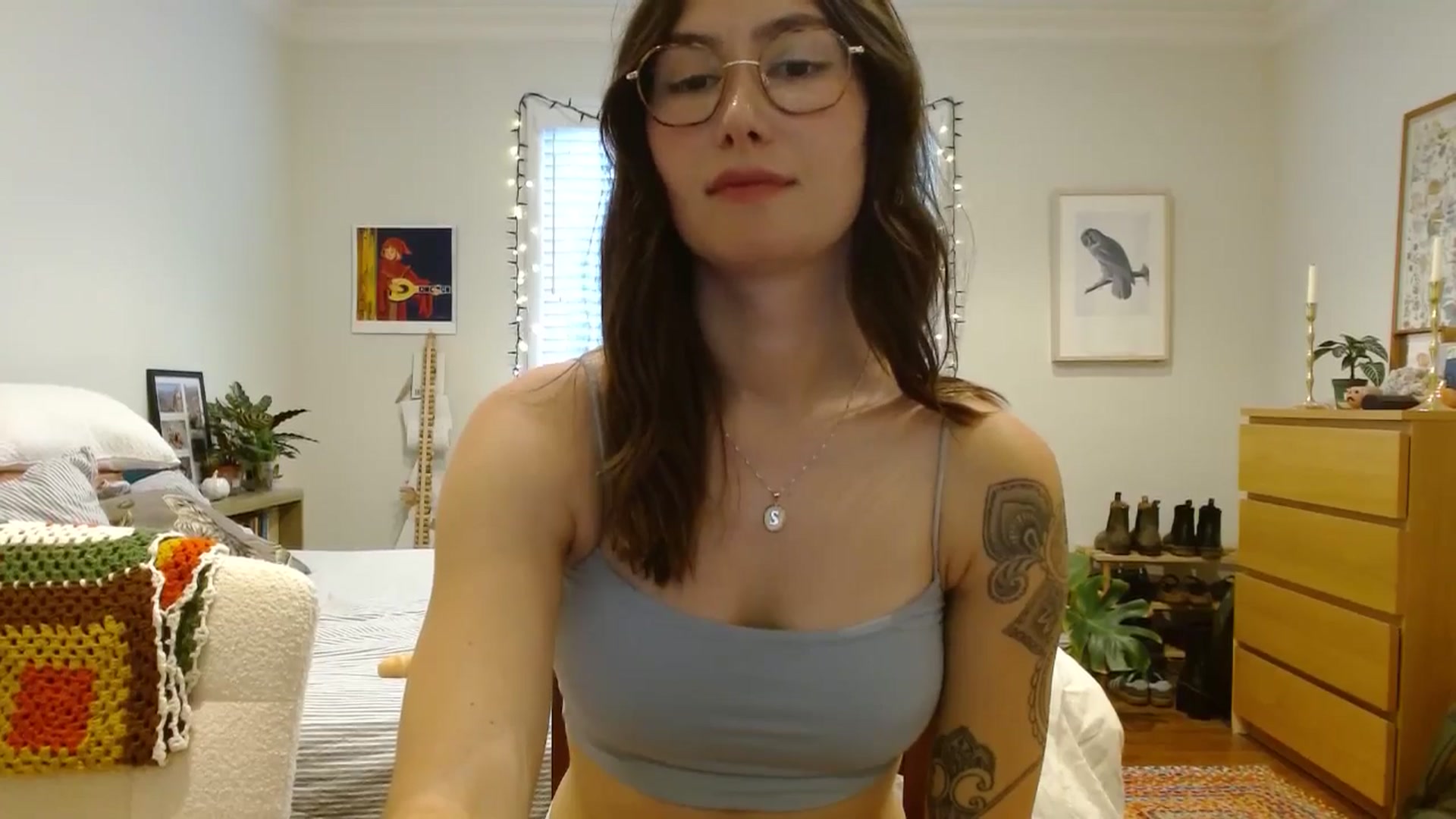 Gallery image thumbnail from honey28's myfreecams stream on, 11/16/2025, 22:26 image 4 of 20