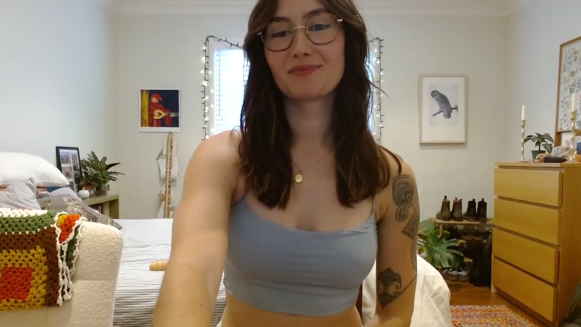 Gallery image thumbnail from honey28's myfreecams stream on, 11/16/2025, 22:26 image 10 of 20