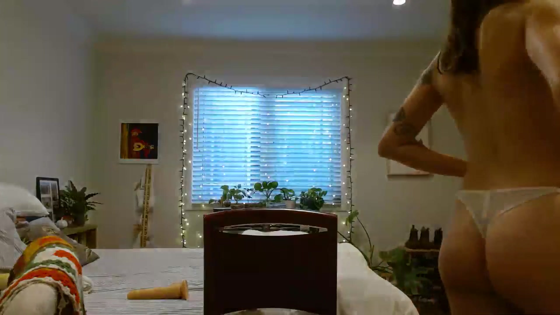 Gallery image thumbnail from honey28's myfreecams stream on, 11/16/2025, 22:26 image 17 of 20