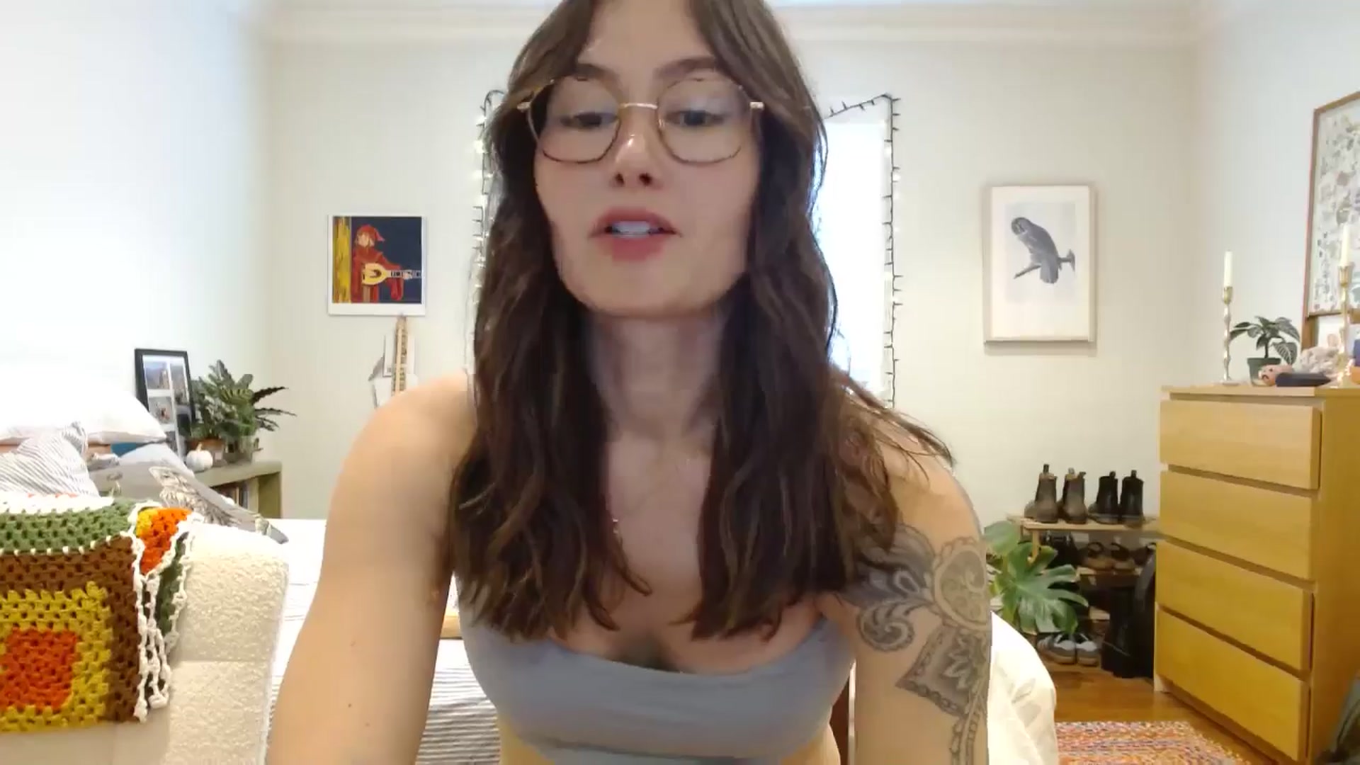 Gallery image thumbnail from honey28's myfreecams stream on, 11/16/2025, 22:26 image 8 of 20