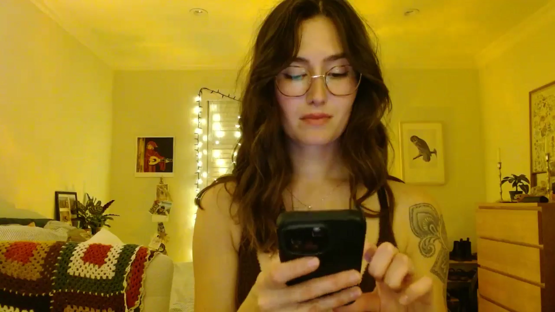 Gallery image thumbnail from honey28's myfreecams stream on, 11/21/2025, 04:13 image 6 of 20