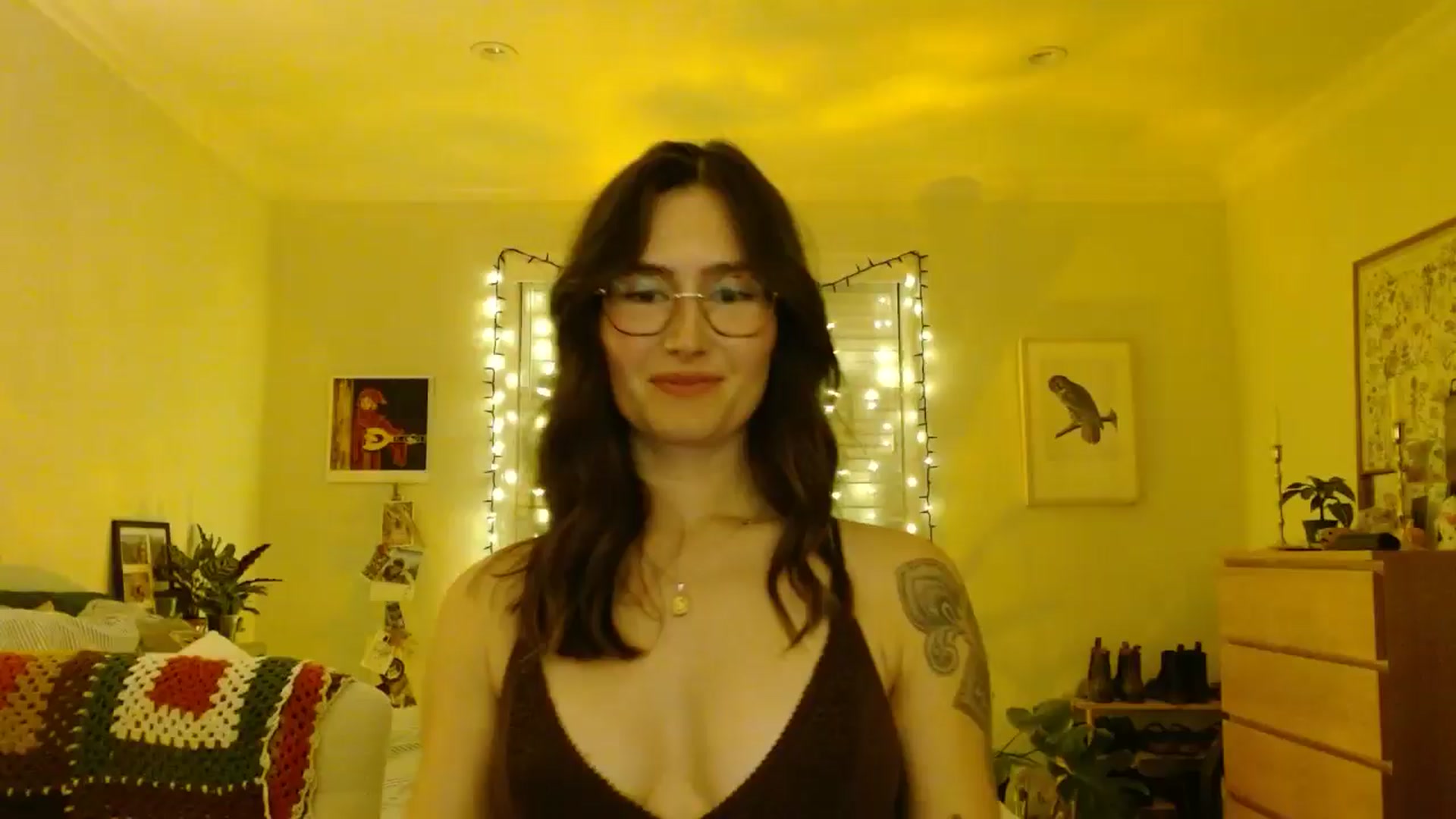 Gallery image thumbnail from honey28's myfreecams stream on, 11/21/2025, 04:47 image 10 of 20