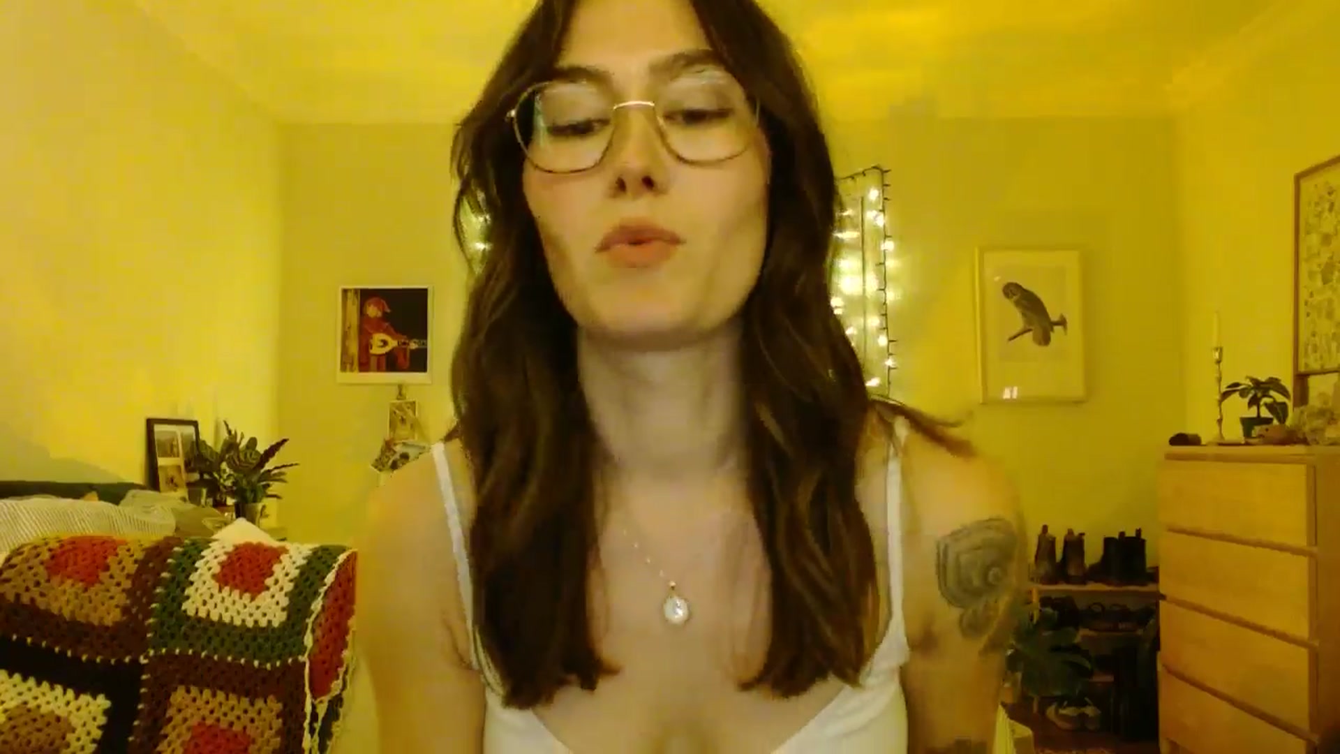 Gallery image thumbnail from honey28's myfreecams stream on, 11/21/2025, 05:29 image 20 of 20