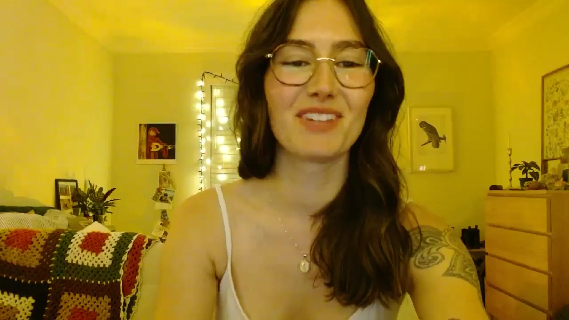 Gallery image thumbnail from honey28's myfreecams stream on, 11/21/2025, 05:29 image 6 of 20