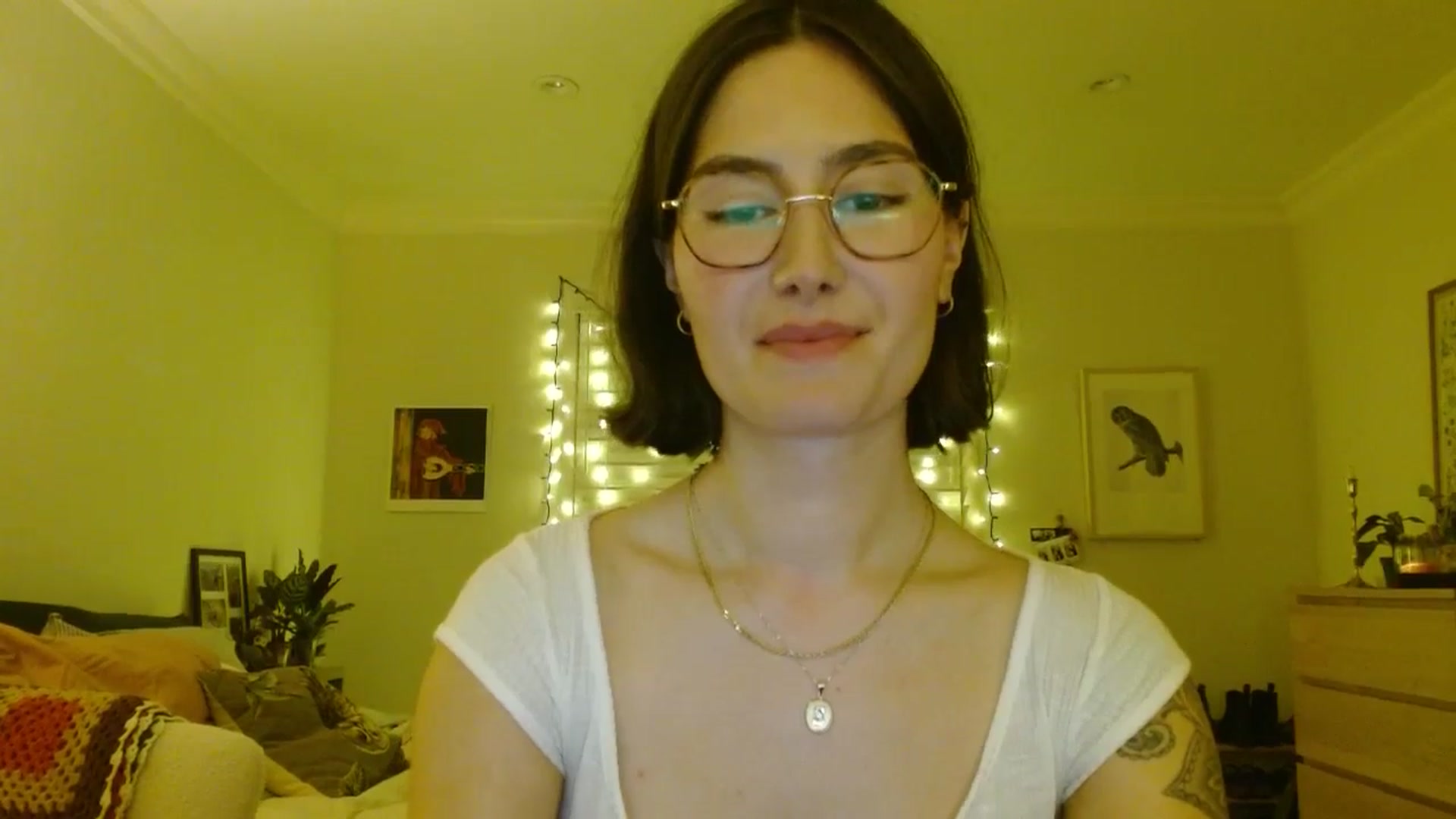 Gallery image thumbnail from honey28's myfreecams stream on, 12/18/2025, 04:57 image 4 of 20
