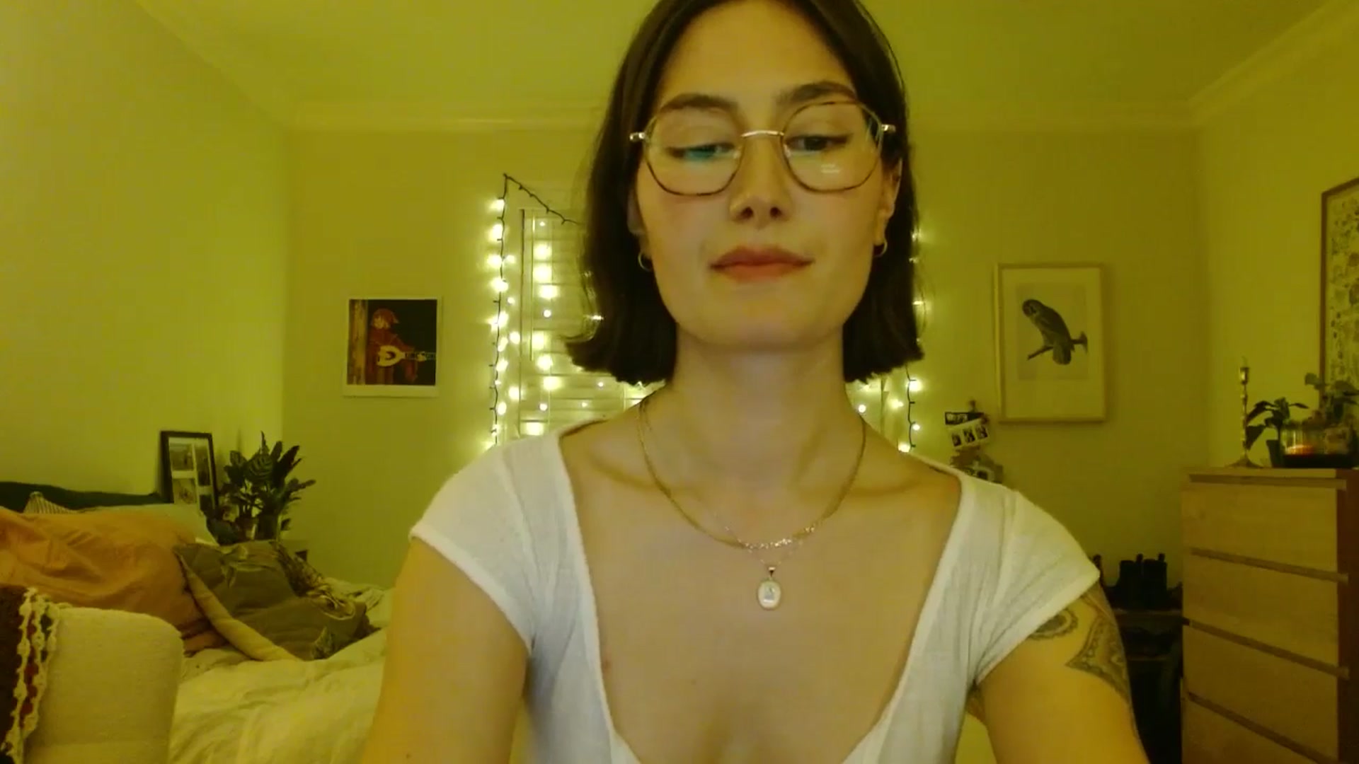 Gallery image thumbnail from honey28's myfreecams stream on, 12/18/2025, 04:57 image 20 of 20