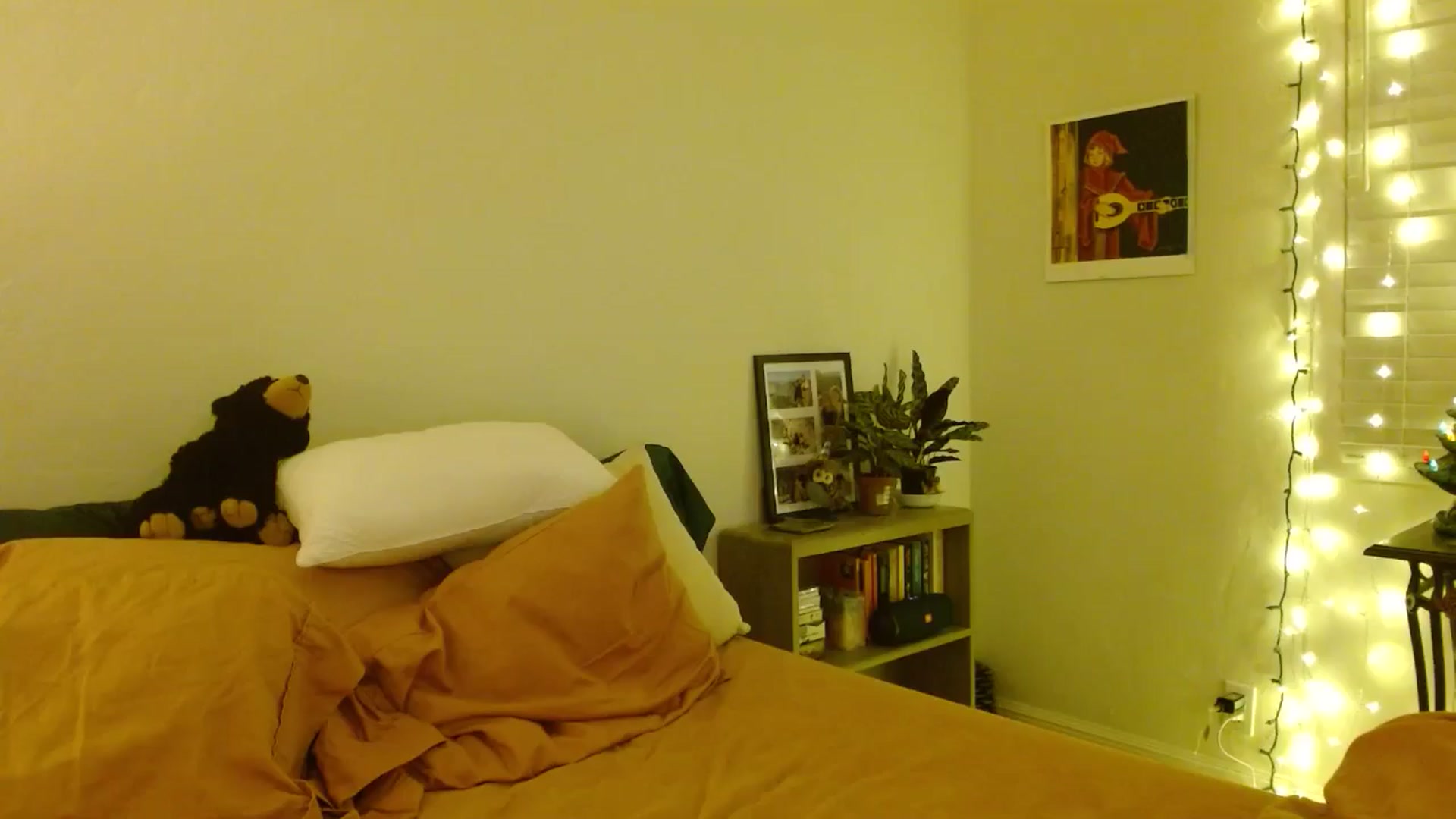 Gallery image thumbnail from honey28's myfreecams stream on, 01/01/2026, 01:45 image 12 of 20