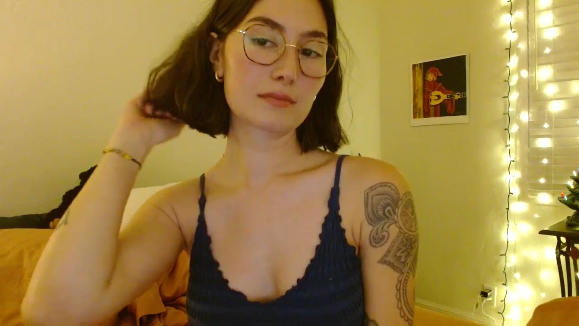 Gallery image thumbnail from honey28's myfreecams stream on, 01/01/2026, 01:45 image 3 of 20
