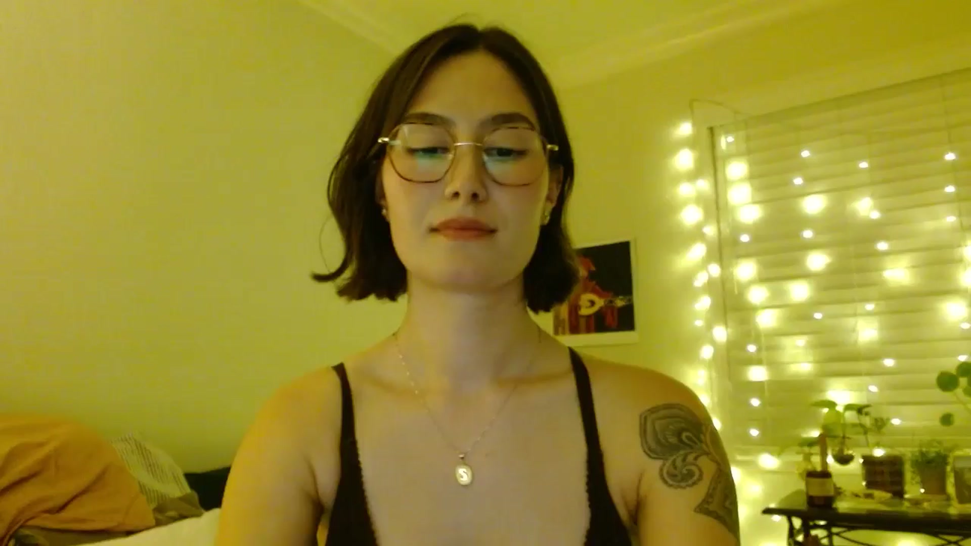 Gallery image thumbnail from honey28's myfreecams stream on, 02/02/2026, 05:41 image 1 of 20