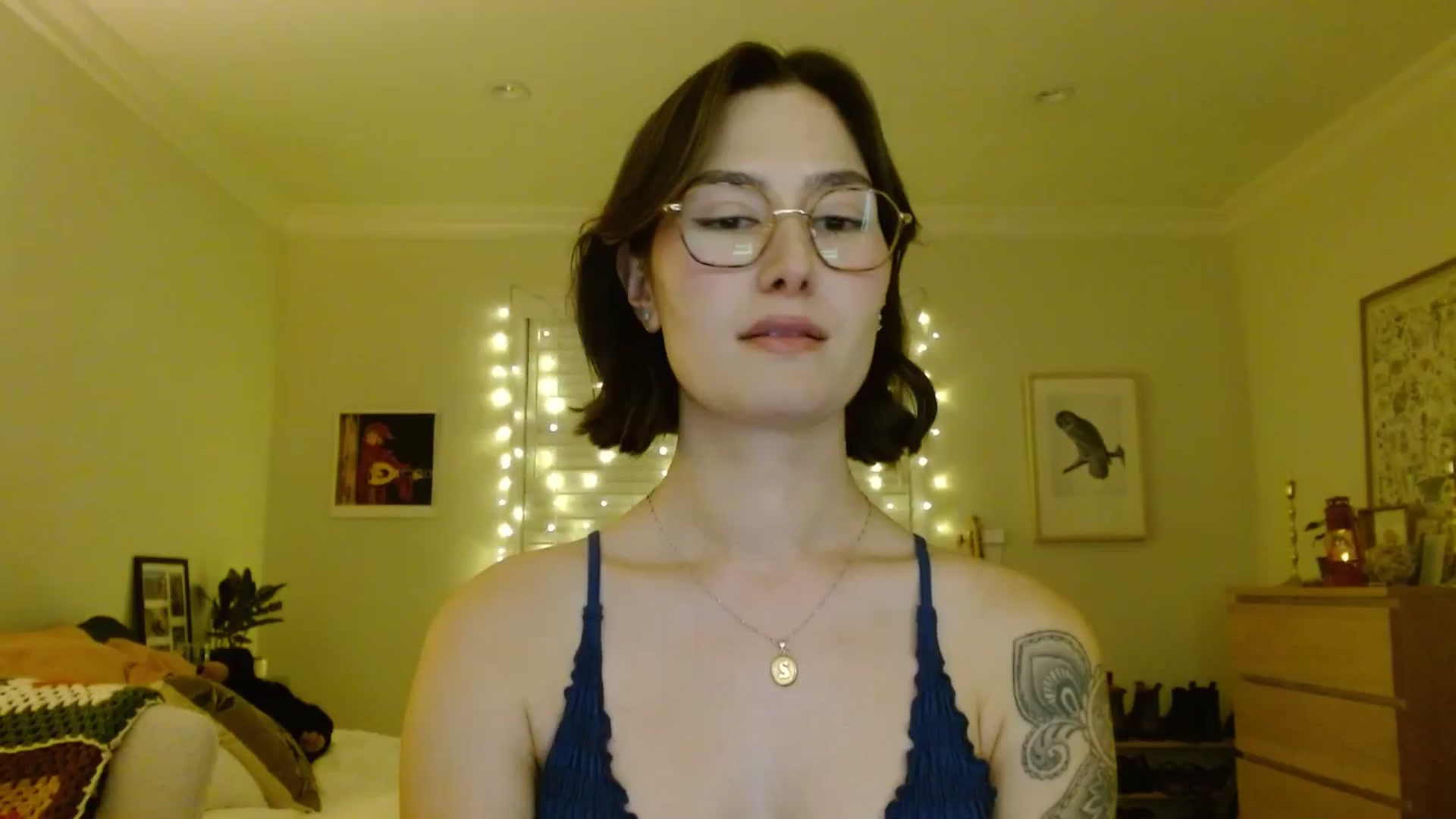 Gallery image thumbnail from honey28's myfreecams stream on, 02/16/2026, 04:48 image 16 of 20