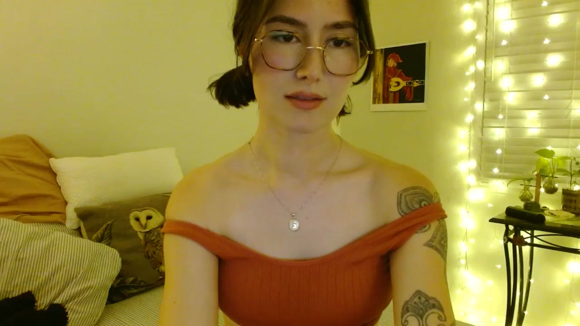 Gallery image thumbnail from honey28's myfreecams stream on, 02/18/2026, 06:09 image 1 of 20