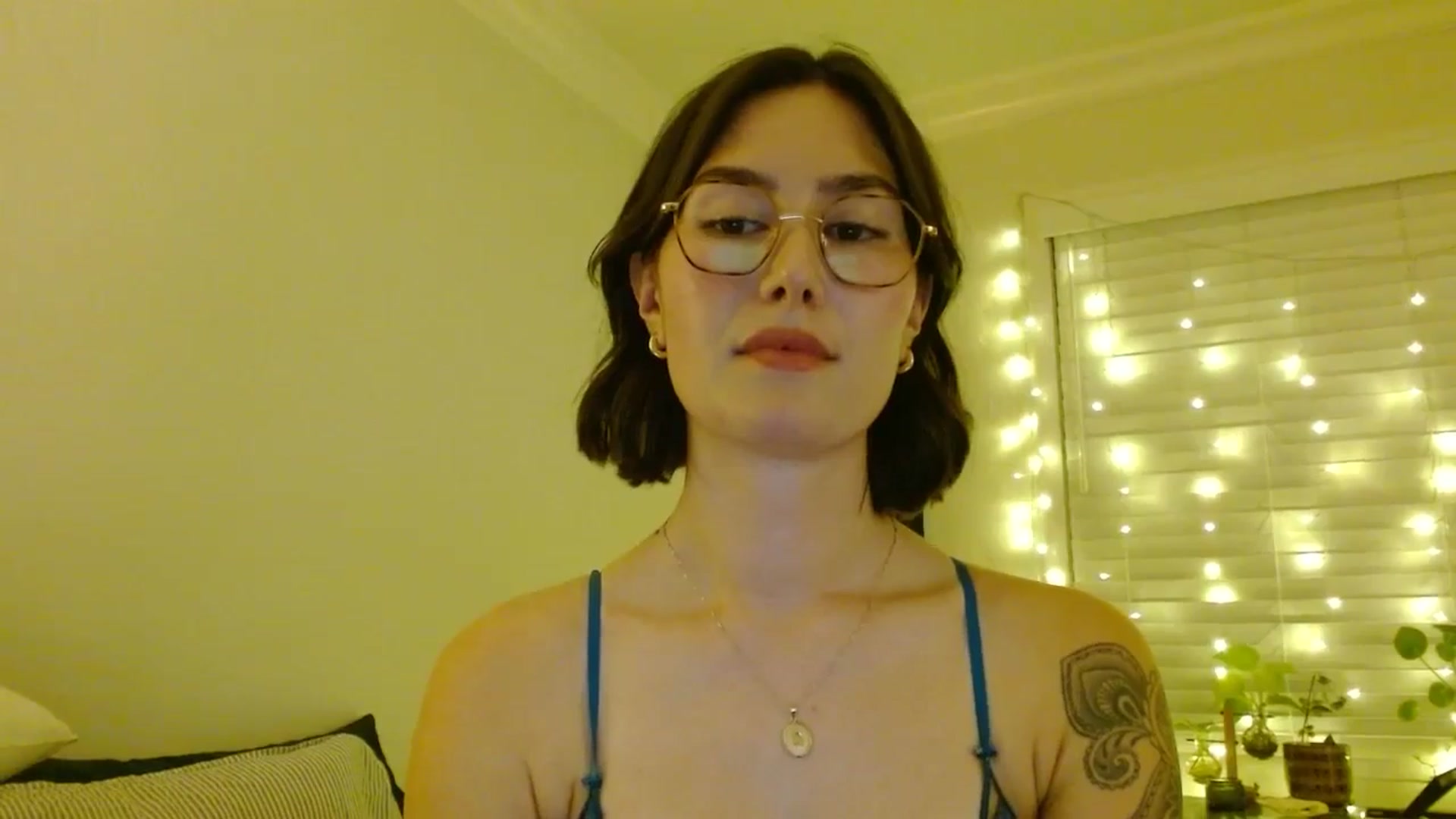 Gallery image thumbnail from honey28's myfreecams stream on, 02/24/2026, 05:12 image 19 of 20