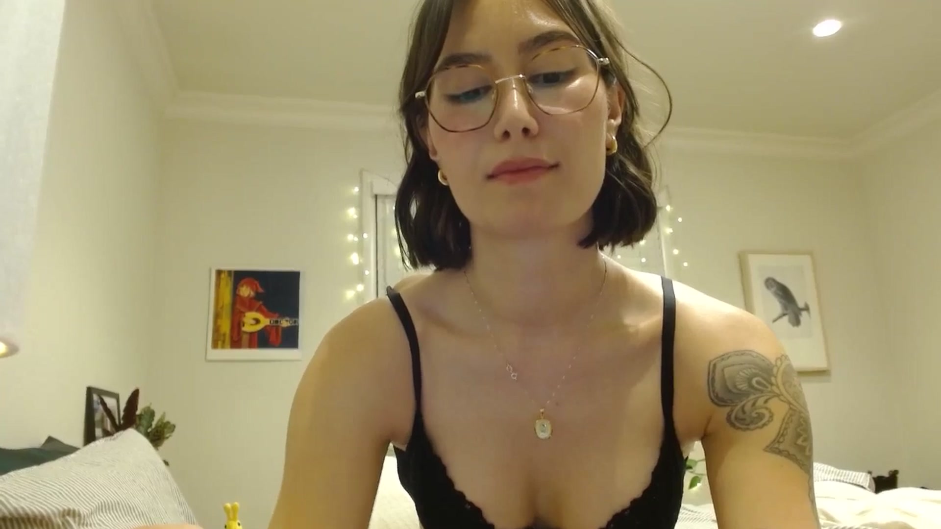 Gallery image thumbnail from honey28's myfreecams stream on, 02/26/2026, 06:43 image 14 of 20
