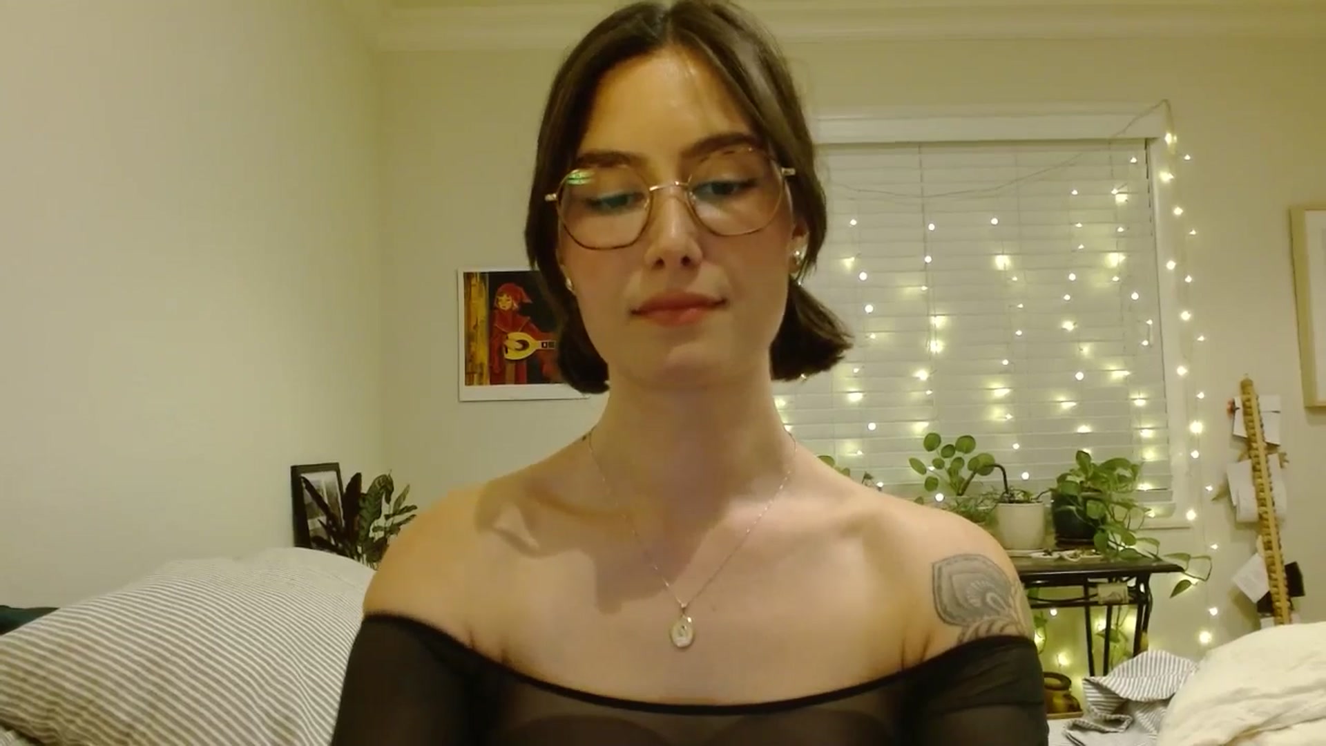Gallery image thumbnail from honey28's myfreecams stream on, 03/03/2026, 05:13 image 6 of 20