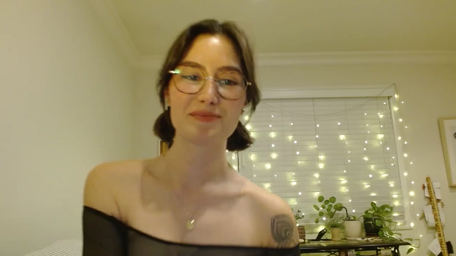 Gallery image thumbnail from honey28's myfreecams stream on, 03/03/2026, 05:13 image 8 of 20