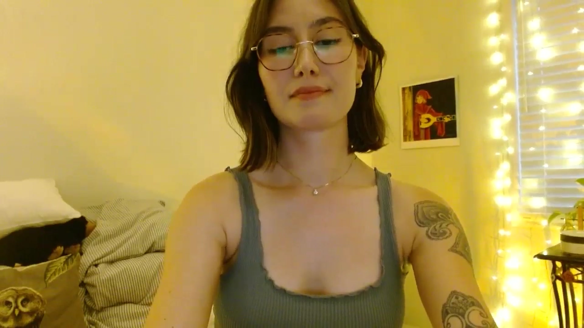 Gallery image thumbnail from honey28's myfreecams stream on, 04/21/2026, 02:44 image 3 of 20