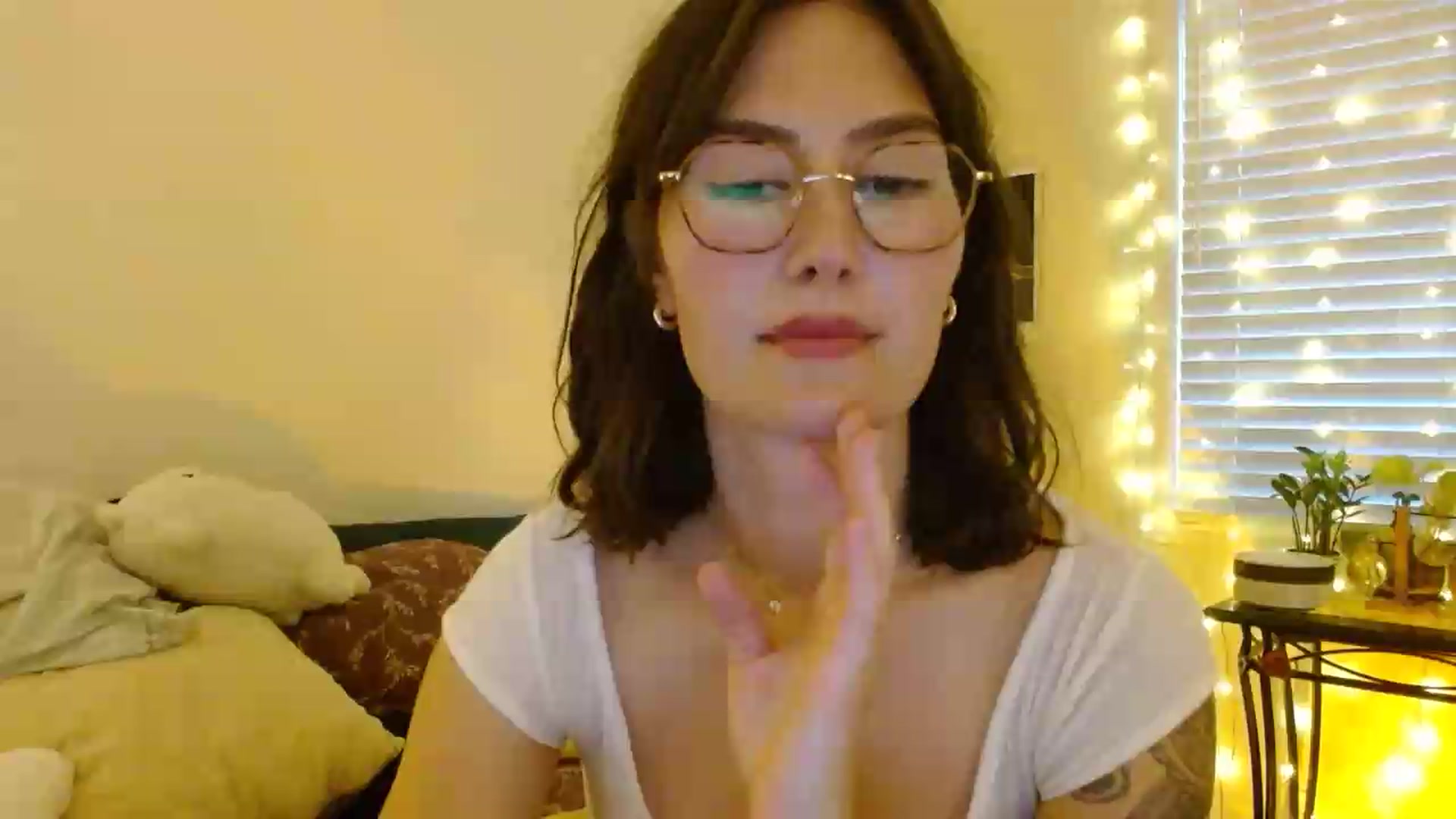 Gallery image thumbnail from honey28's myfreecams stream on, 07/02/2026, 03:30 image 1 of 20